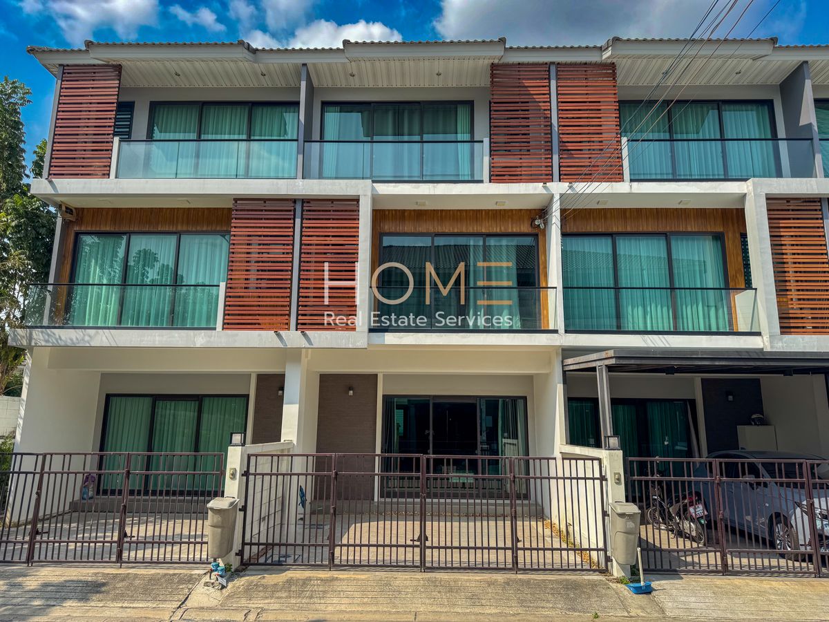 ขายทาวน์โฮมบางนา แบริ่ง ลาซาล : ศุภาลัย เออร์บานา บางนา - วงแหวน / 3 ห้องนอน (ขาย), Supalai Urbana Bangna - Wongwaen / 3 Bedrooms (FOR SALE) PW020