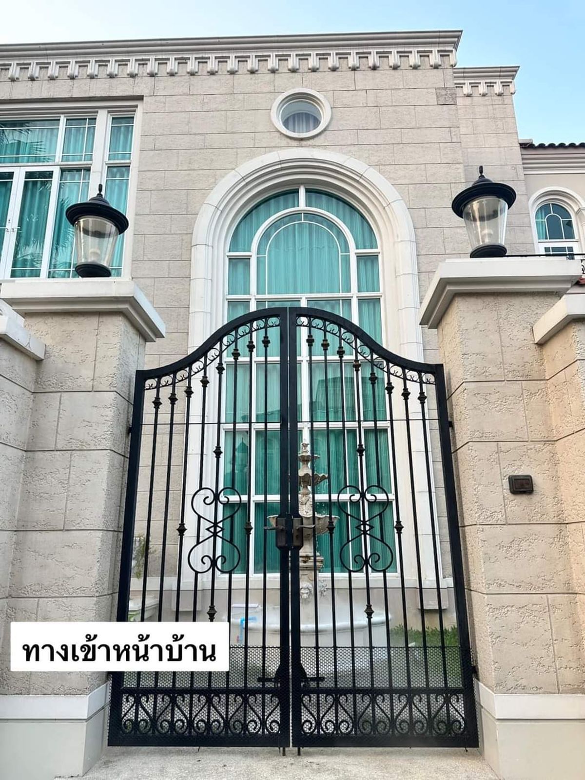 ✨ Luxury house with private swimming pool, Ladawan Ratchapruek-Pinklao 💵 Sale price 149,000,000 baht Luxury House Swimming Pool for Sale Ladawan Ratchaphruek-Pinklao, SALES Price Price 149,000,000 Thai BAHT (EngLOW BLOW BOLOW). Loading...