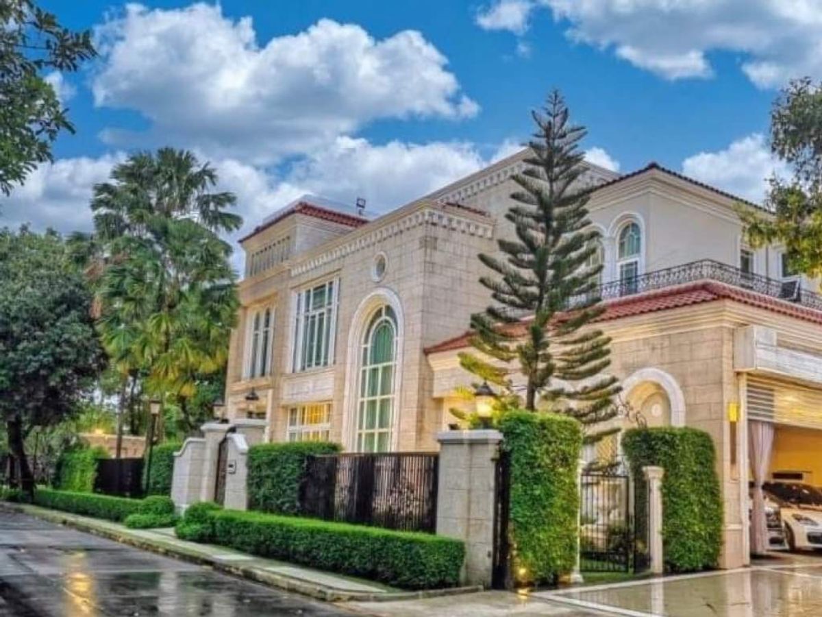 ✨ Luxury house with private swimming pool, Ladawan Ratchapruek-Pinklao 💵 Sale price 149,000,000 baht Luxury House Swimming Pool for Sale Ladawan Ratchaphruek-Pinklao, SALES Price Price 149,000,000 Thai BAHT (EngLOW BLOW BOLOW). Loading...
