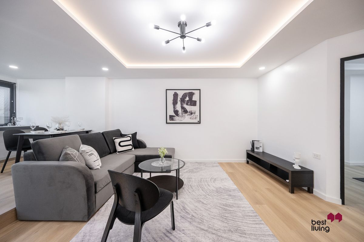 ขายคอนโดรัชดา ห้วยขวาง : ใหญ่จริง วิวจริง 75 ตรม. ชั้น 15 ใจกลางรัชดา ห้องนั่งเล่นกว้างมากก แค่ 3.299 ล้าน!🏙️