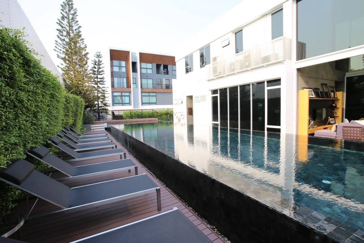 For RentTownhomePattanakan, Srinakarin : LTHC12232 - TOWNHOUSE for RENT Arden Phatthanakan Size 200 SQ.M 2 Beds 2 Baths Near BTS Phra Khanong Station Only/Month