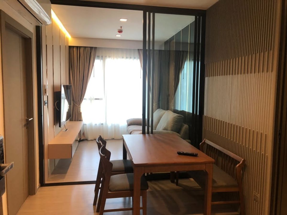 For RentCondoRama9, Petchburi, RCA : Room for Rent at Life Asoke Rama 9 (RT-01)