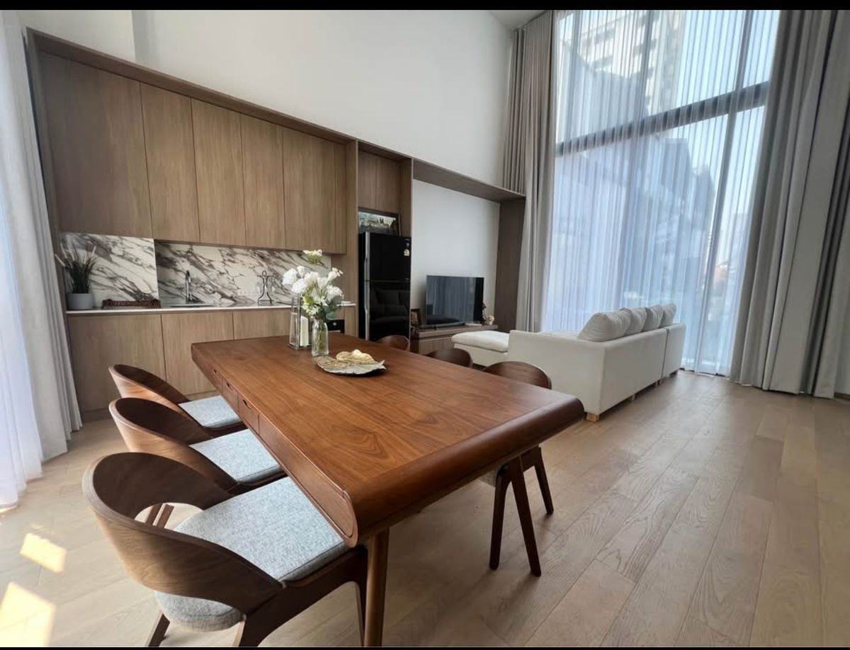 ให้เช่าบ้านอ่อนนุช อุดมสุข : Modern Home in Sukhumvit 54 with  Private Garden Living in the Heart of Sukhumvit • 3 Bedrooms | 4 Bathrooms | 320 sqm- 850m from BTS On Nut