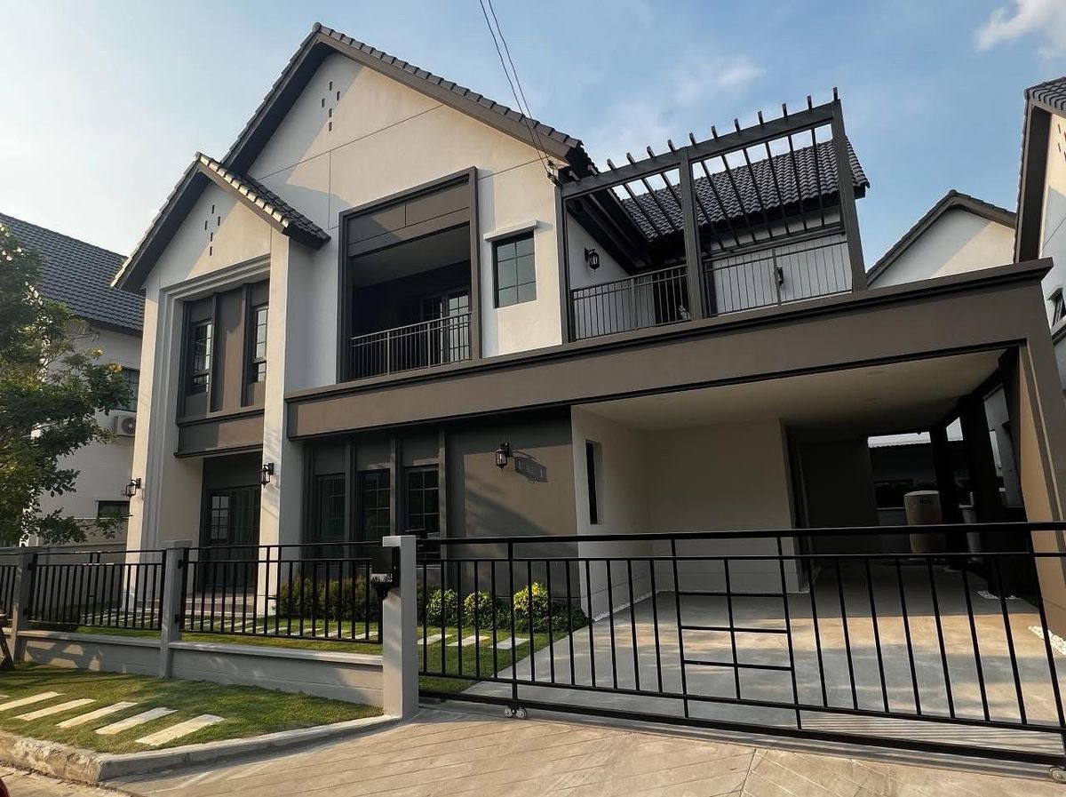 ให้เช่าบ้านบางนา แบริ่ง ลาซาล : 🏡 ให้เช่า – บ้านหรูแต่งสวย @ เซ็นโทร บางนา (หลังใหญ่สุด!)