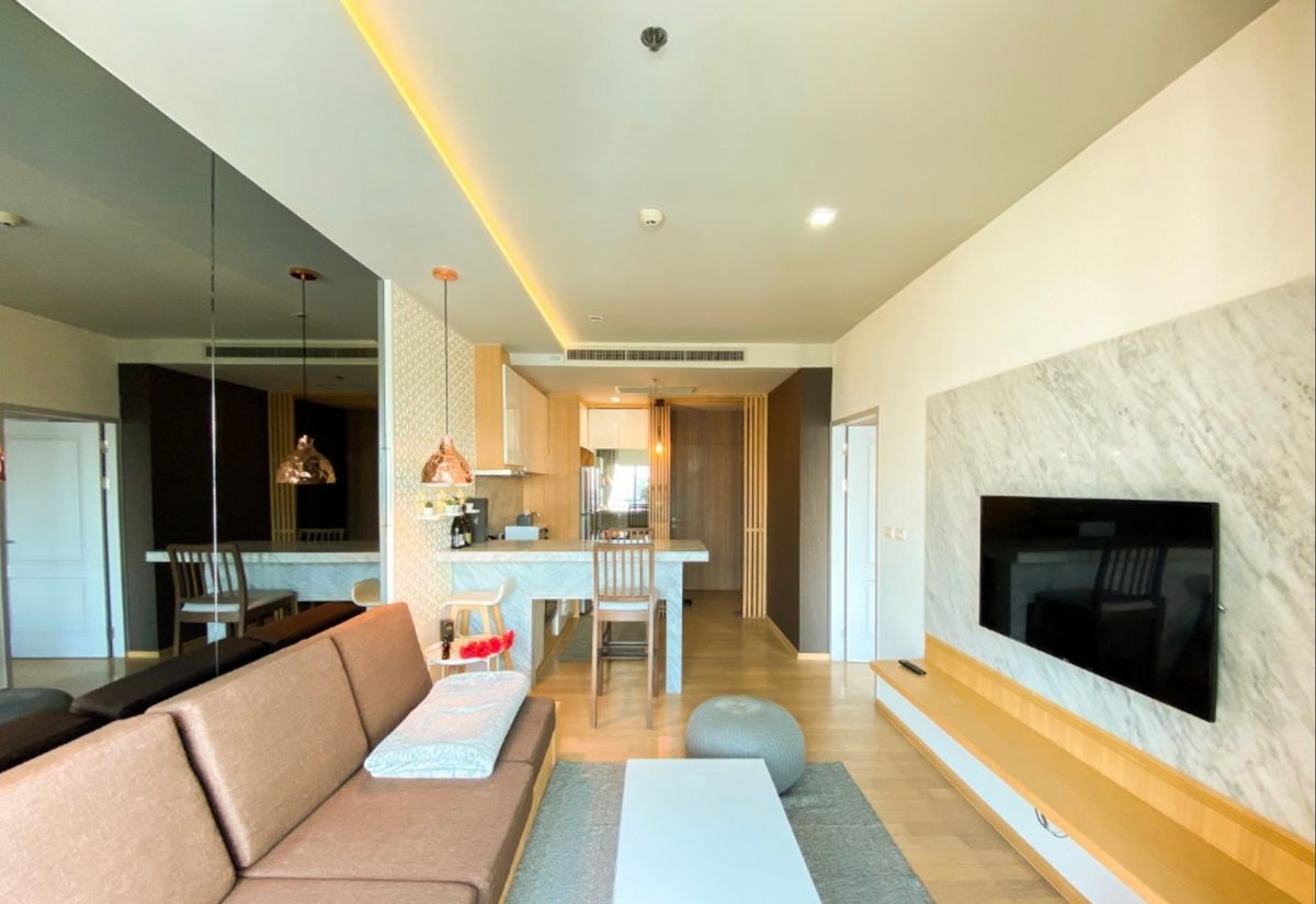 CondoSukhumvit, Asoke, Thonglor : Sell-Rental Rental Rental, large room, beautiful furniture near BTS Phrom Phong. Interested in Atline.@841QLNR