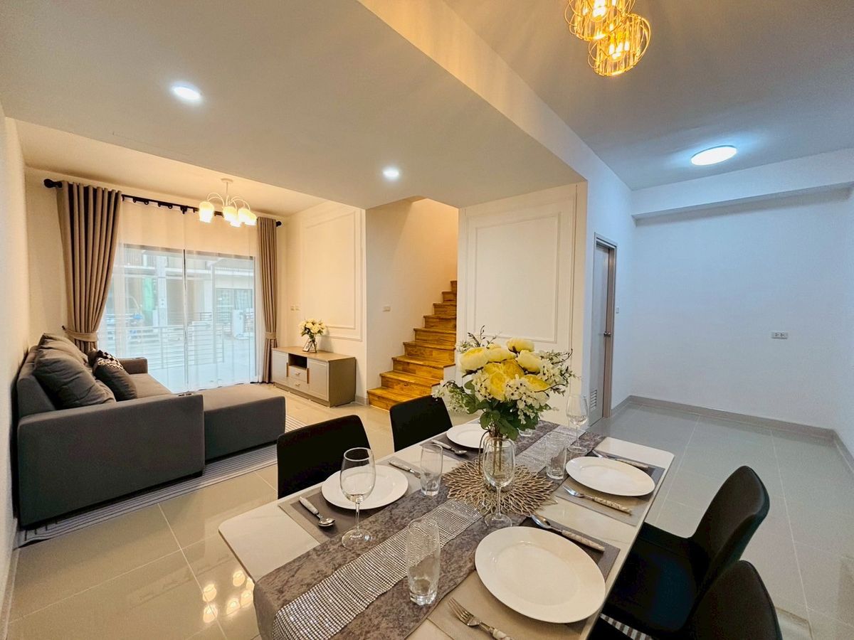 For SaleTownhomeSamut Prakan,Samrong : Urgent sale "The Connect Suvarnabhumi 3" 🔥 The cheapest price in the project