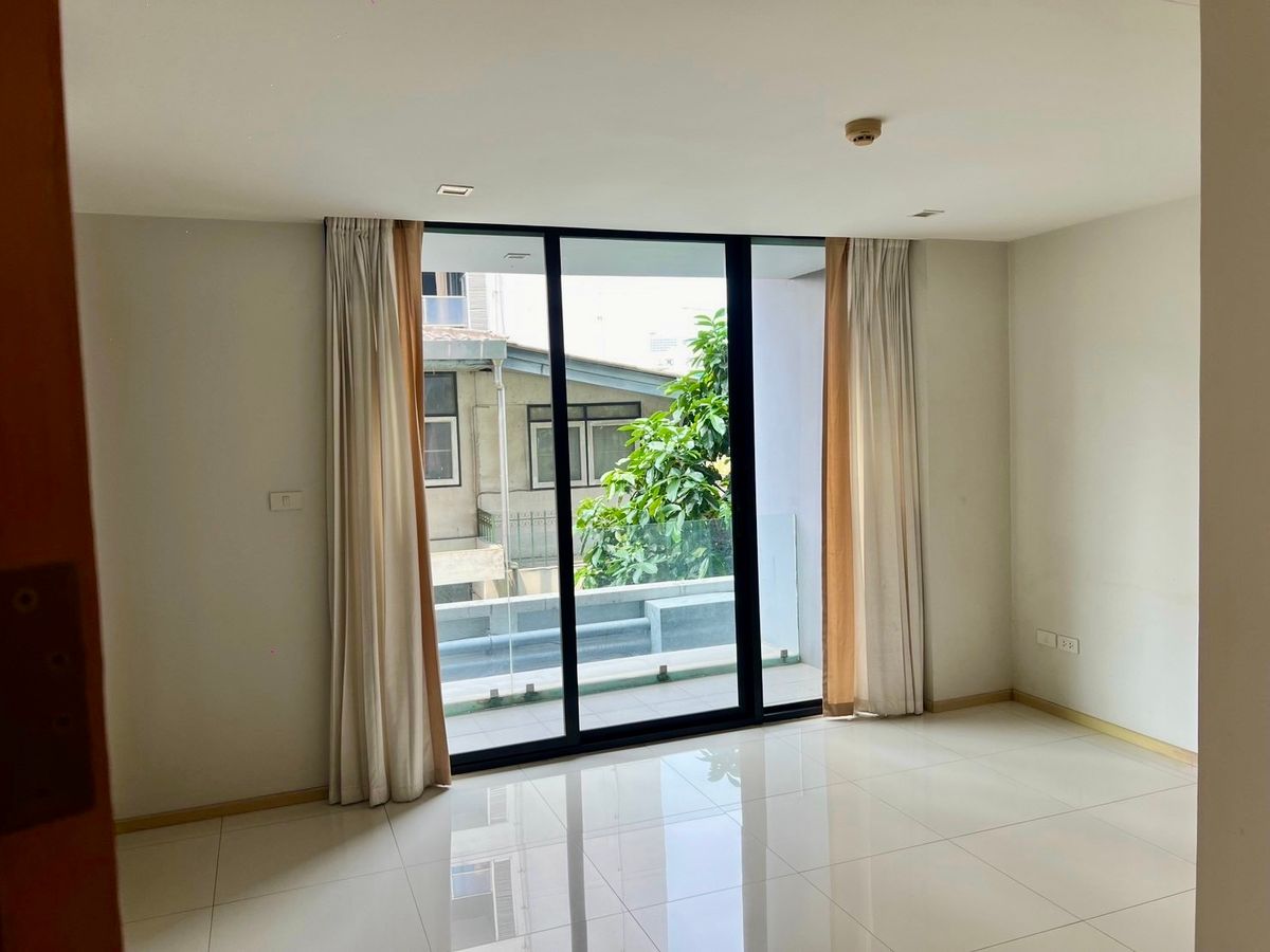 ให้เช่าคอนโดวิทยุ ชิดลม หลังสวน : ให้เช่าคอนโด Socio Ruamrudee | ทำเล Prime ใจกลางเมือง ใกล้ BTS เพลินจิต เงียบสงบ เป็นส่วนตัว เหมาะกับทั้งอยู่อาศัยหรือทำโฮมออฟฟิศ