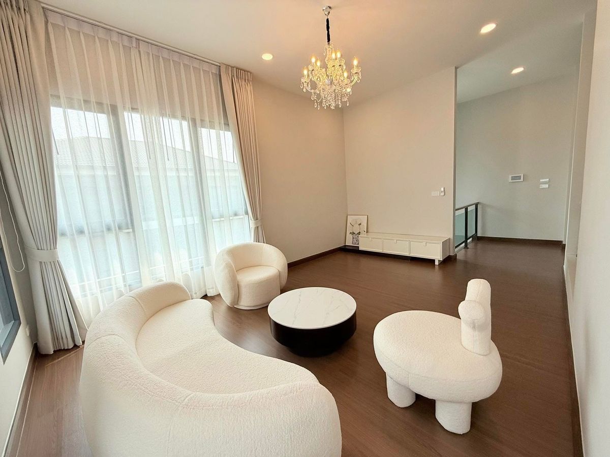 For RentHouseBangna, Bearing, Lasalle : Rent a house and stay in The City Bangna (The New Project).