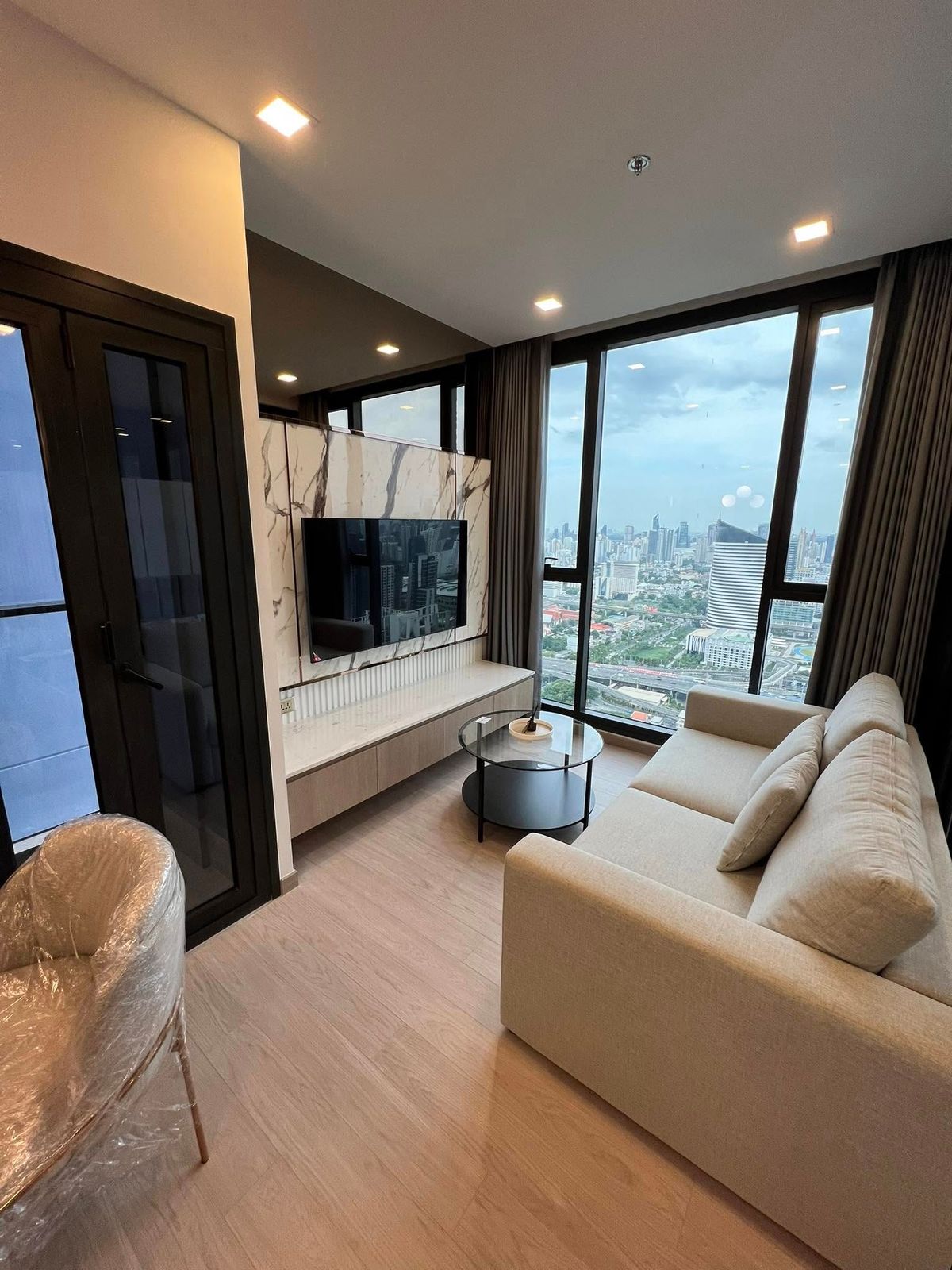For RentCondoRama9, Petchburi, RCA : For rent One9Five Asoke - Rama 9 Price 36,000 baht [MKr250442]