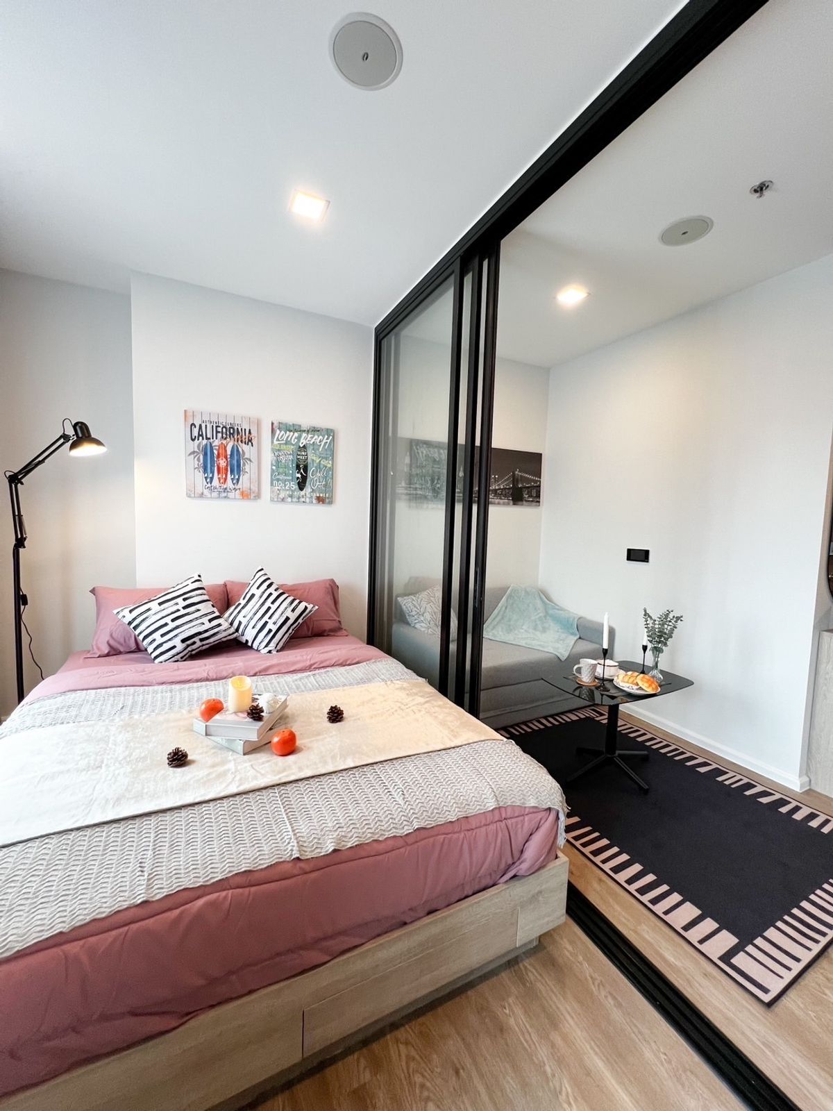 For RentCondoOnnut, Udomsuk : The room is free! Modiz Sukhumvit 50 BTS at all ... Just lift the bag!