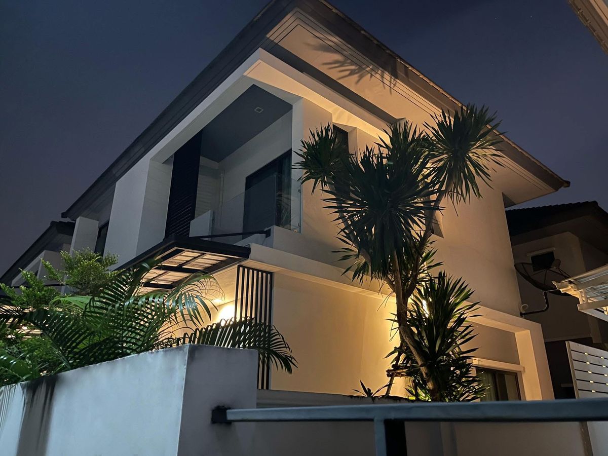 ขายบ้านมีนบุรี-ร่มเกล้า : LTH12282 – Home FOR SALE Aura ramkhamhaeng Size 154 Sq.m 3 beds 3 baths ONLY 7.8 MB