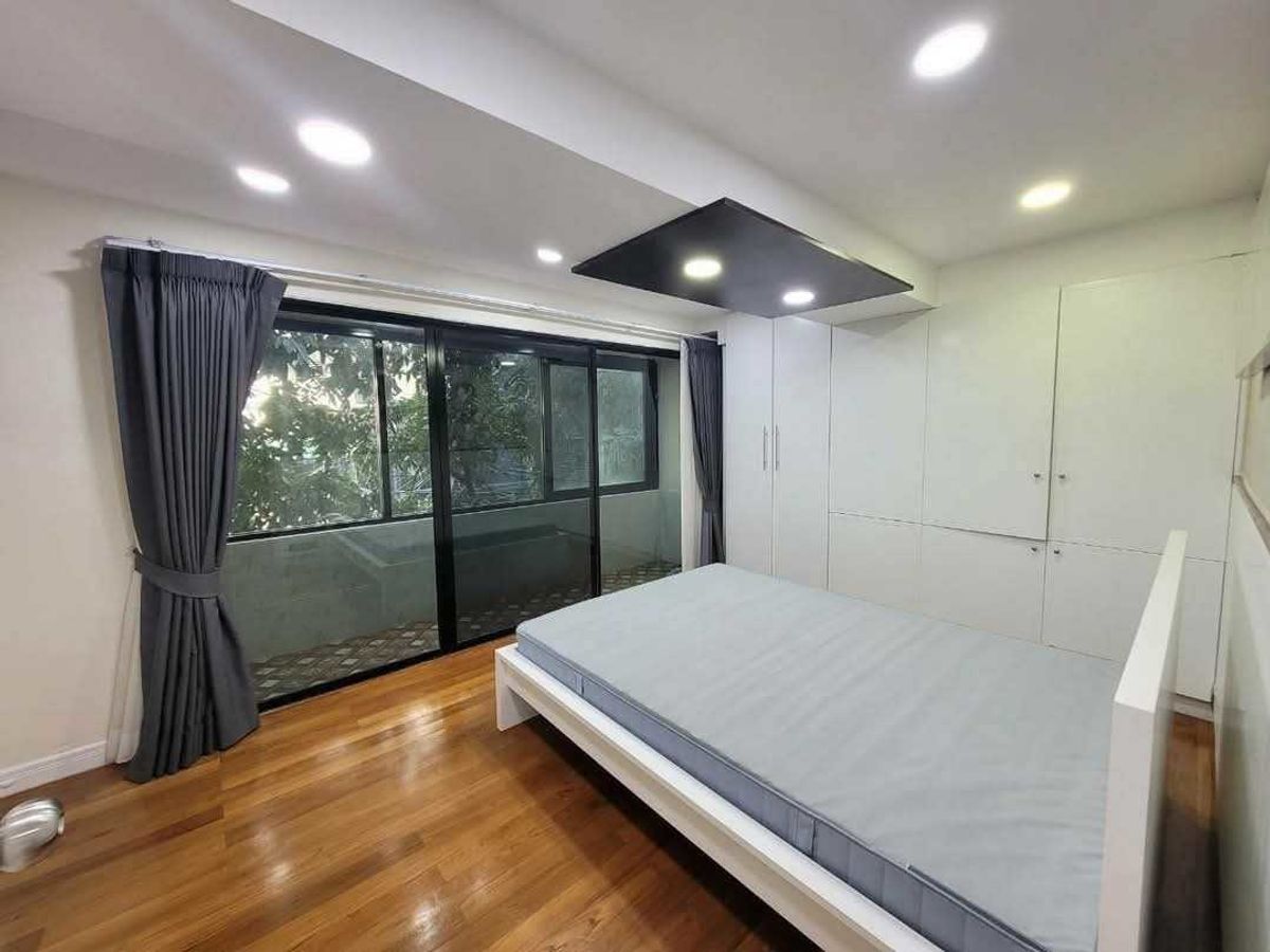 For RentCondoSukhumvit, Asoke, Thonglor : LTH12316 - President Park for Rent Size 80 SQM. 2 Beds 1 Bath Near BTS Phong Station Only 35K/Month