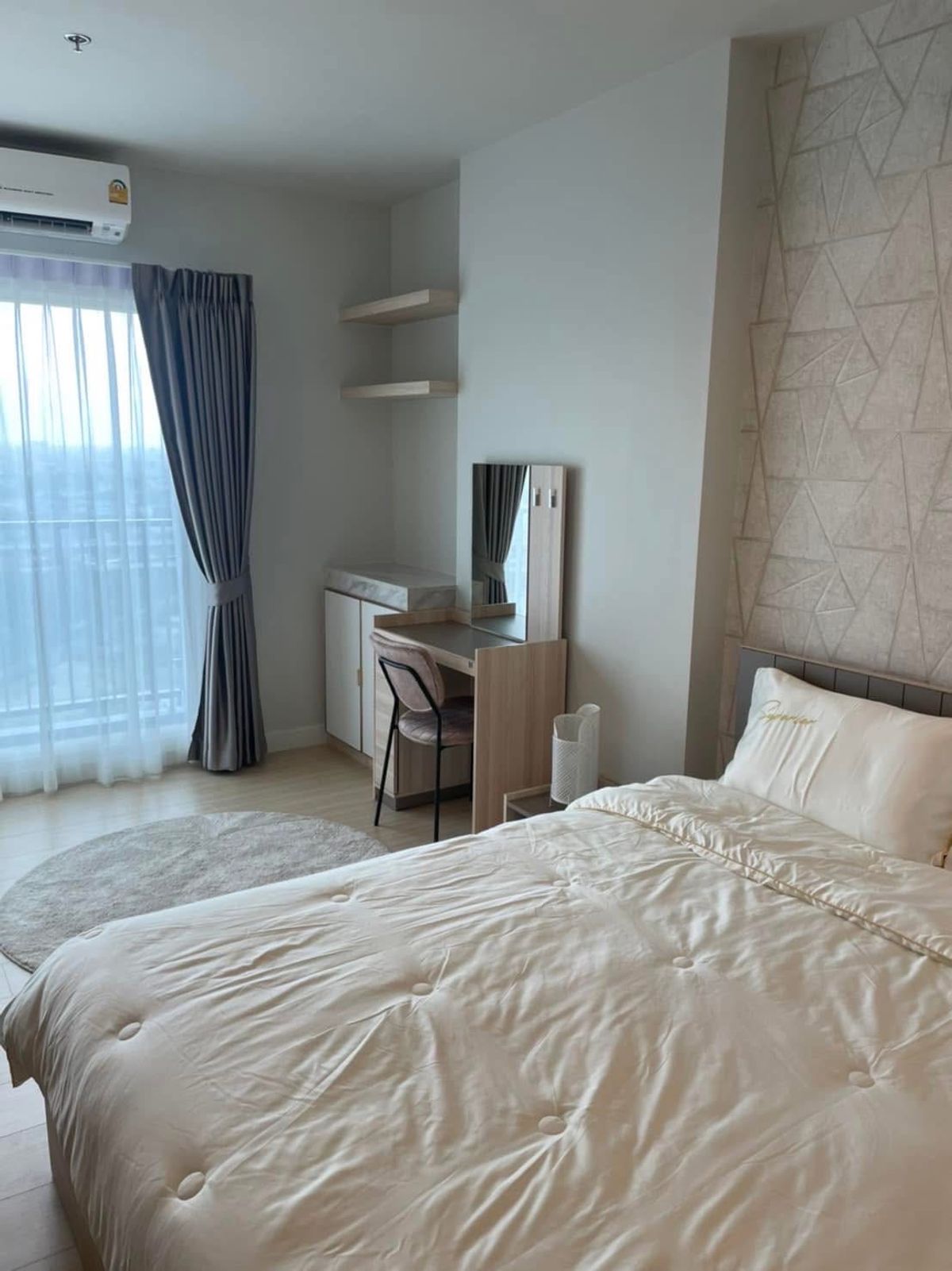 ให้เช่าคอนโดท่าพระ ตลาดพลู วุฒากาศ : OMG2870  < ว่าง 8 พ.ค. 68 >  สตูดิโอสวย - ให้เช่า  [ เมโทรสกาย วุฒากาศ ]