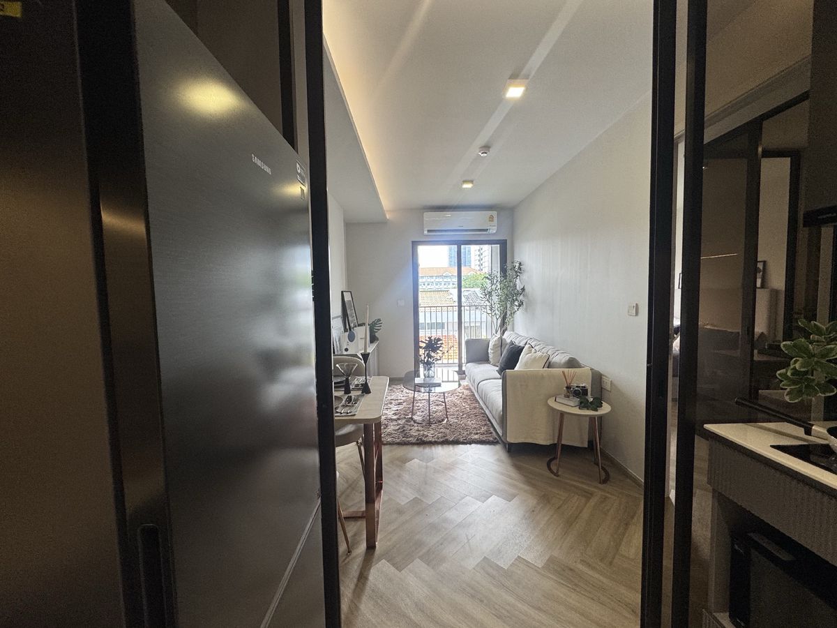 ขายคอนโดสุขุมวิท อโศก ทองหล่อ : Chapter Thonglor 25 (Fully Furnished)1Bed 34sq.m. Start 4.15 Mb. ☎️contact 084-235-2694 chanjao