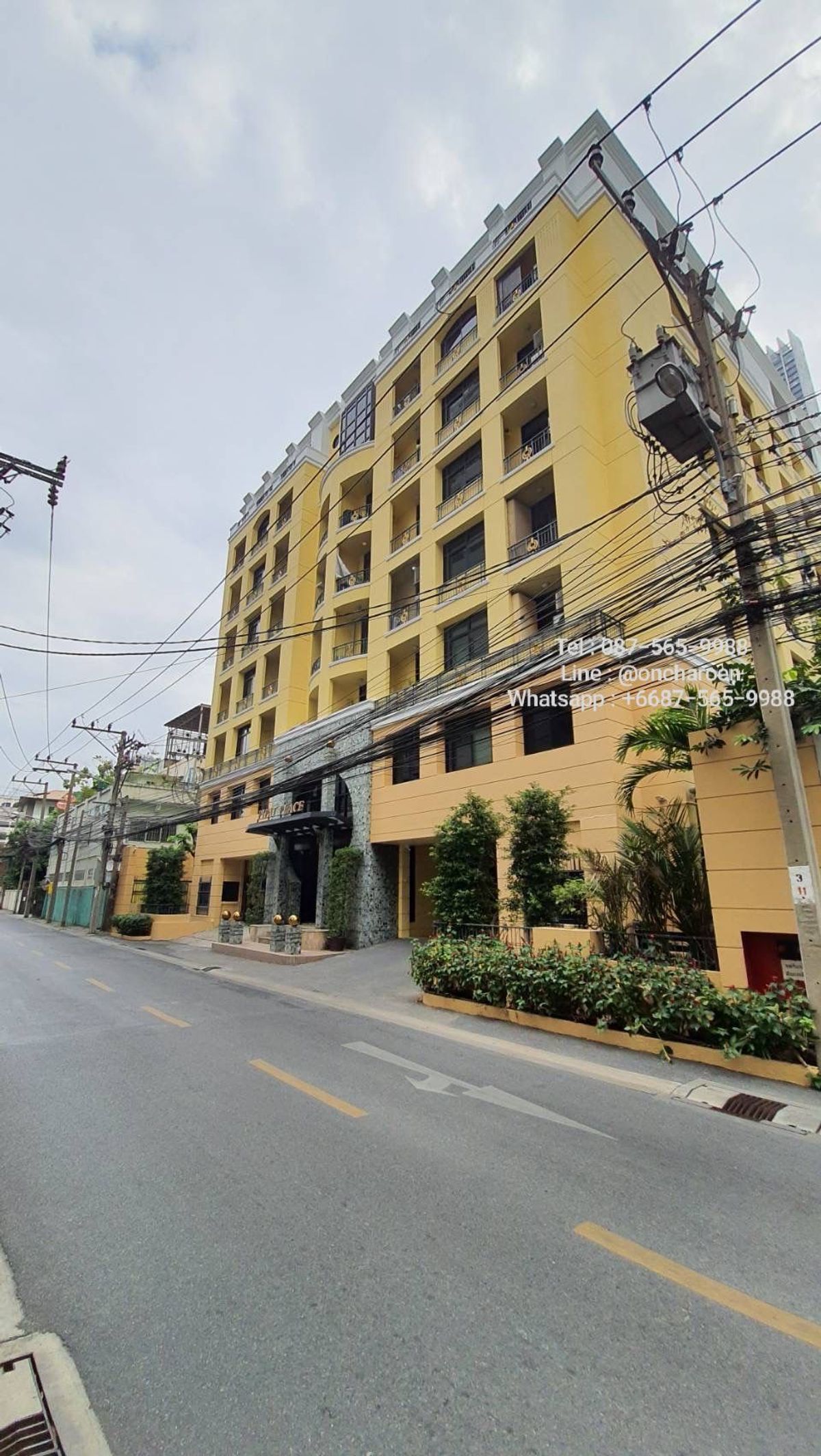 For RentCondoSilom, Saladaeng, Bangrak : Condo for rent Pipat Place Sathorn/Silom (BTS Chong Nonsi 550m)