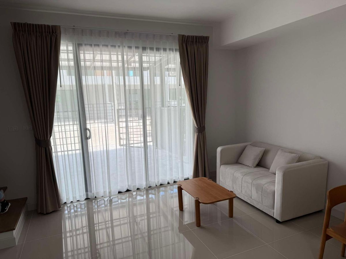 ให้เช่าทาวน์โฮมบางนา แบริ่ง ลาซาล : ให้เช่าทาวน์โฮม | Pleno สุขุมวิท-บางนา 2  | 30,000 บาท | 3 ห้องนอน พร้อมอยู่ 🏡✨ รับสัตว์เลี้ยงได้ด้วยนะ!