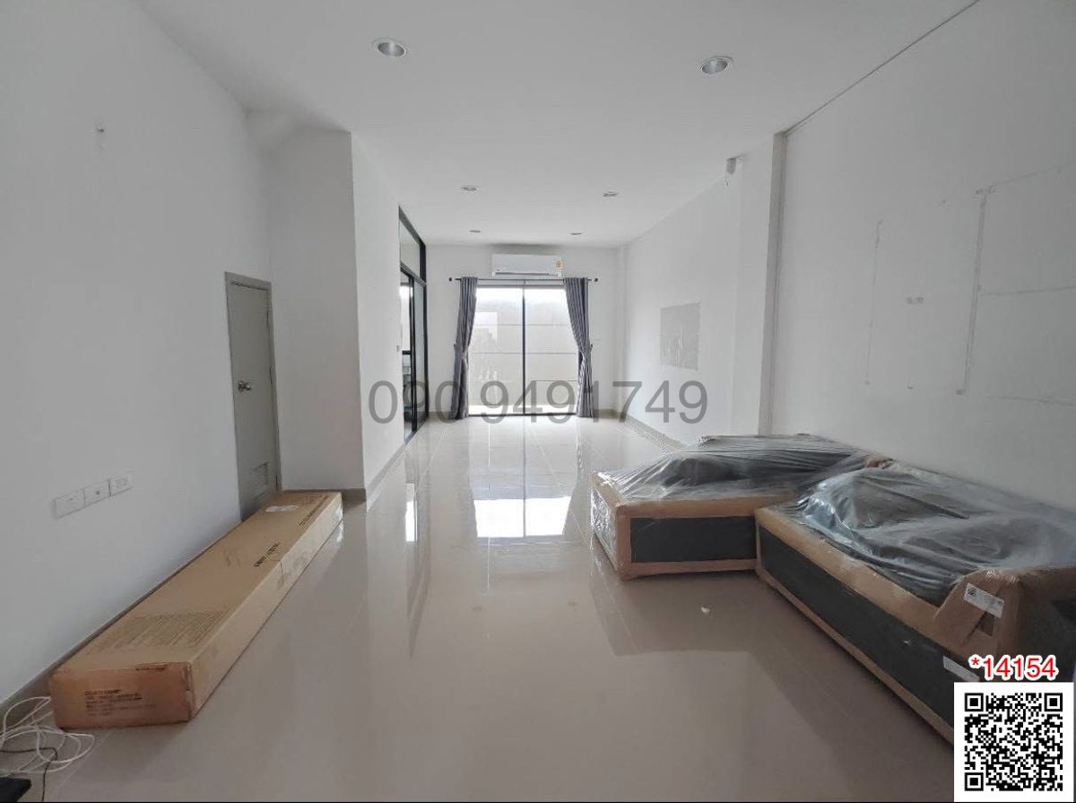 เช่า ทาวน์โฮม 3 ชั้น ขนาด 4 ห้องนอน Premium Place พหลโยธิน - รามอินทรา Loading...