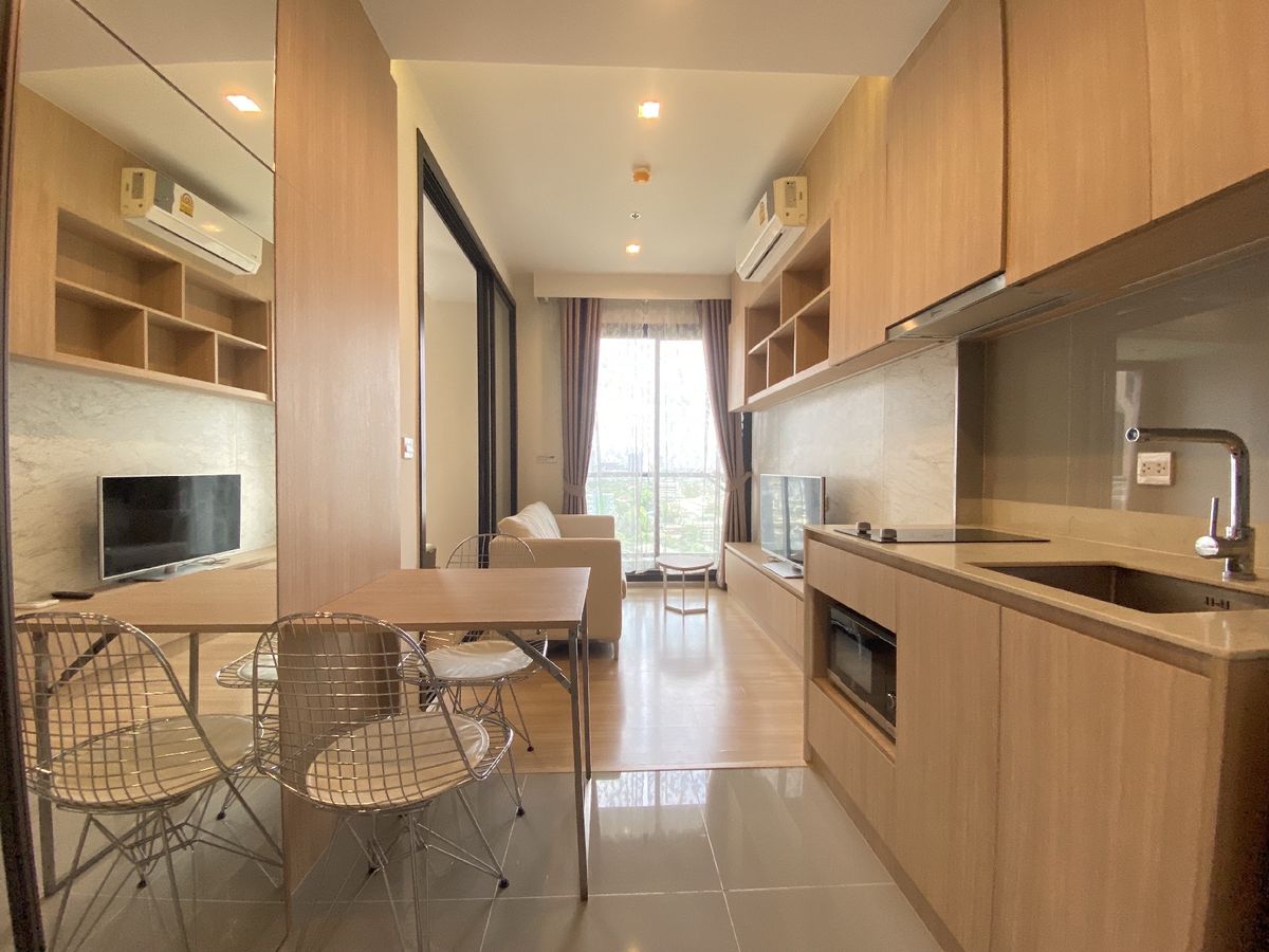 For RentCondoSapankwai,Jatujak : 🔥 🌈 Pet-Friendly room that came very quickly. M Jatujak near BTS Mo Chit and MRT Chatuchak, near the market.