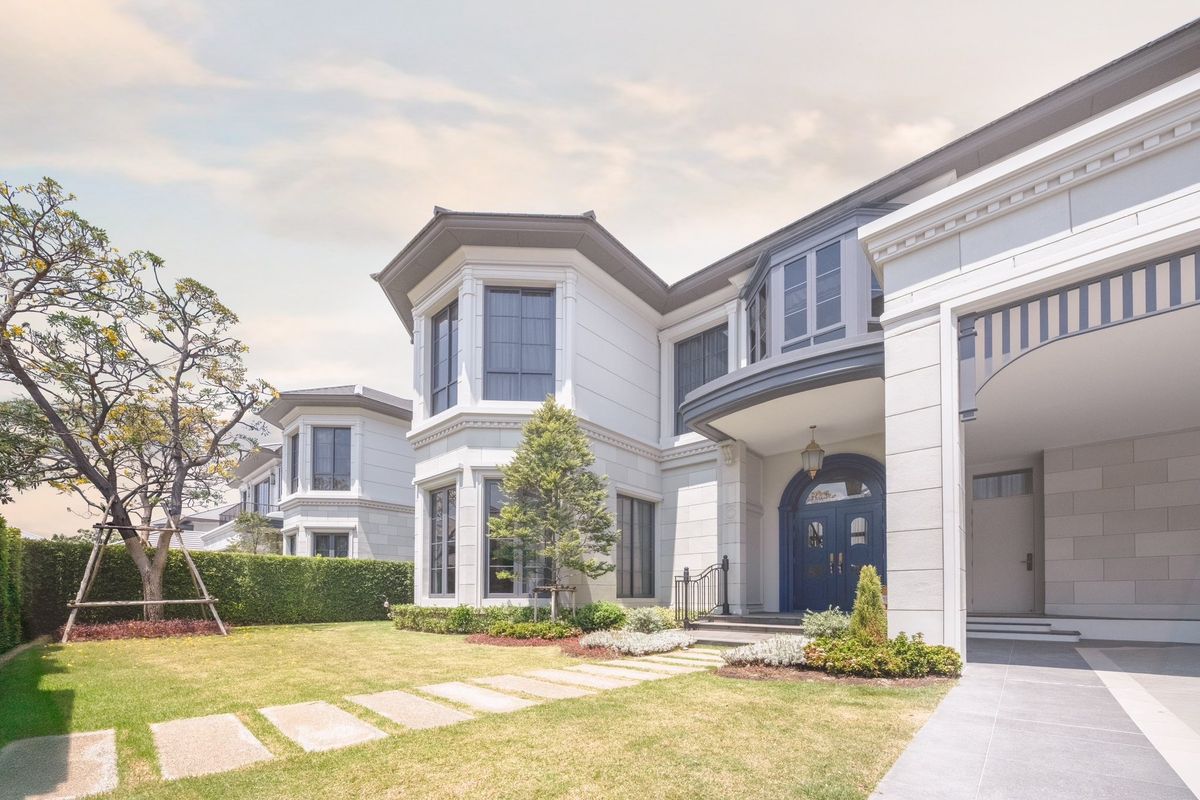 ให้เช่าบ้านพัฒนาการ ศรีนครินทร์ : For Rent NARASIRI Krungthep Kreetha 4beds 5baths 554sq.m.  F/F