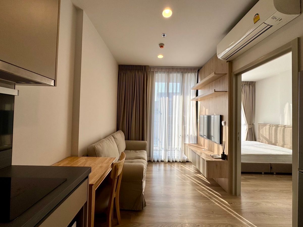 ให้เช่าคอนโดสุขุมวิท อโศก ทองหล่อ : 𝐅𝐨𝐫 𝐑𝐞𝐧𝐭 𝐎𝐤𝐚 𝐇𝐚𝐮𝐬 𝐑𝐚𝐦𝐚 𝟒 𝐂𝐨𝐧𝐧𝐞𝐜𝐭𝐞𝐝 𝐒𝐮𝐤𝐡𝐮𝐦𝐯𝐢𝐭 𝟑𝟔 𝐅𝐫𝐞𝐞 𝐒𝐡𝐮𝐭𝐭𝐥𝐞 𝐒𝐞𝐫𝐯𝐢𝐜𝐞