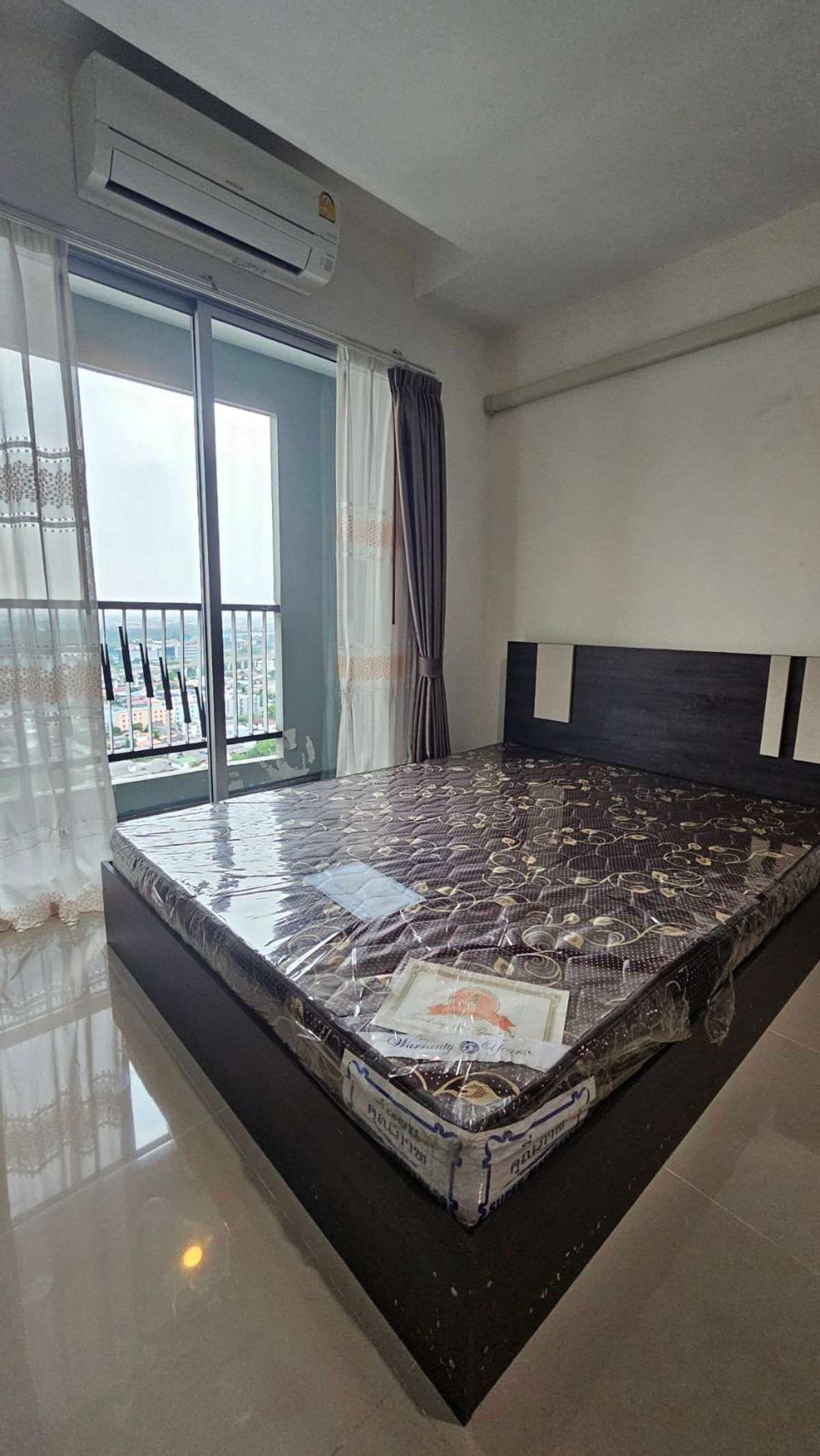 ให้เช่าคอนโดพัฒนาการ ศรีนครินทร์ : ให้เช่าคอนโด อัสกาญจน์ เพลส ศรีนครินทร์ ห้องสวย พร้อมเครื่องใช้ไฟฟ้าเฟอร์นิเจอร์ครบ