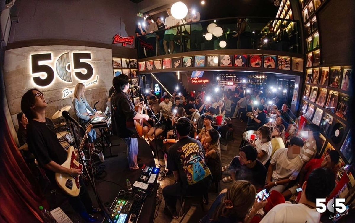 เซ้งร้านค้า/ตลาดนัดราชเทวี พญาไท : เซ้งขาดทุนด่วน บาร์ ในย่านยอดฮิต ย่านสะพานควาย พร้อมชุดเครื่องเสียง