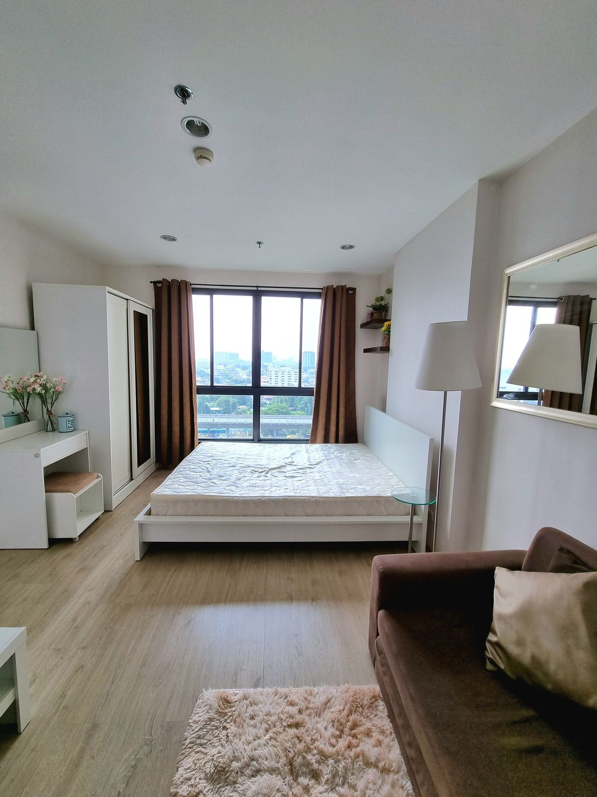 ขายคอนโดท่าพระ ตลาดพลู วุฒากาศ : BNC-4098 : ขายคอนโด Ideo Sathorn - Tha Phra พร้อมผู้เช่าหมดสัญญปี 69