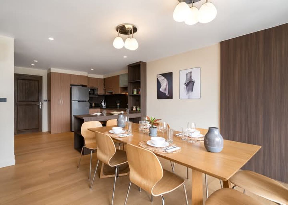 ให้เช่าคอนโดสุขุมวิท อโศก ทองหล่อ : 🔴​70,000฿🔴 ให้เช่า📢 The Alcove 49 - Thonglor 📍 (ห้อง 2ห้อง​นอน 2 ห้อง​น้ำ 110 ตร.ม. ชั้น8 )  ✅ ใกล้รถไฟฟ้า BTS ทองหล่อ 600 ม.

สนใจชมห้องติดต่อ
🔸 : 𝗜𝗗 𝗟𝗜𝗡𝗘 : @bbcondo88
🔸 : รหัสทรัพย์​ 6804-2504