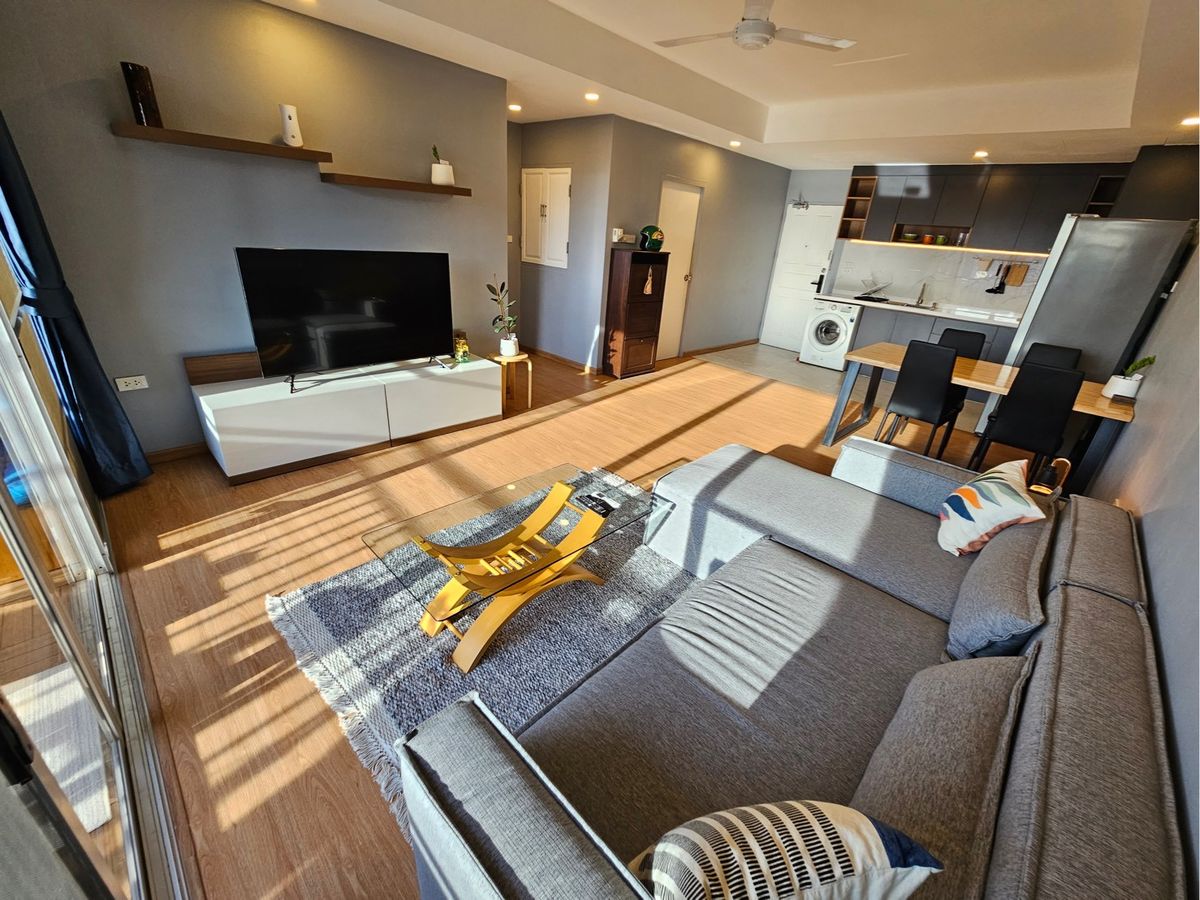 For RentCondoSukhumvit, Asoke, Thonglor : LTH12374 - Monteteey Place for Rent Size 78 SQ.M. 2 Beds 1 Bath Near BTS Phong Station Only 40K/Month