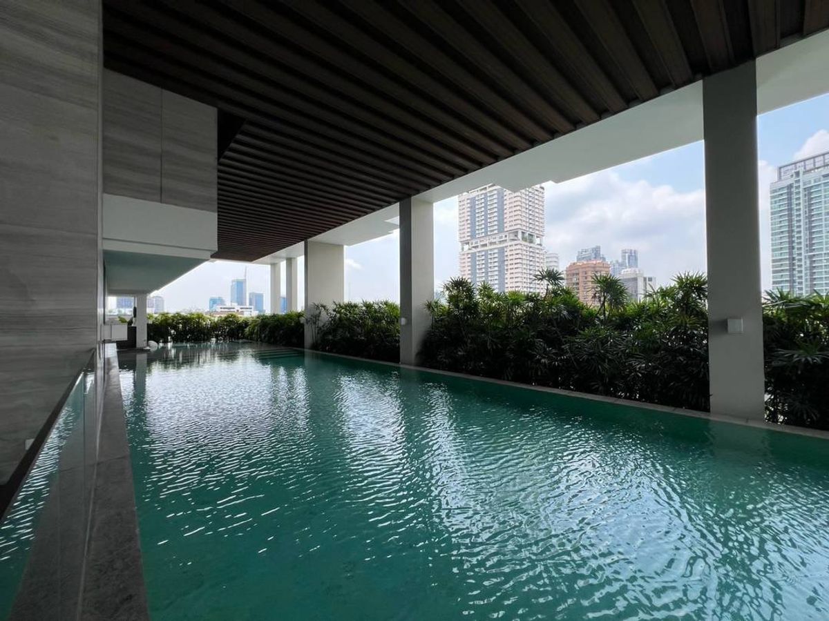 ให้เช่าคอนโดสุขุมวิท อโศก ทองหล่อ : Luxury Condo Sukhumvit 49 Near BTS Thonglo, Emquartier, Emporium, Emsphere