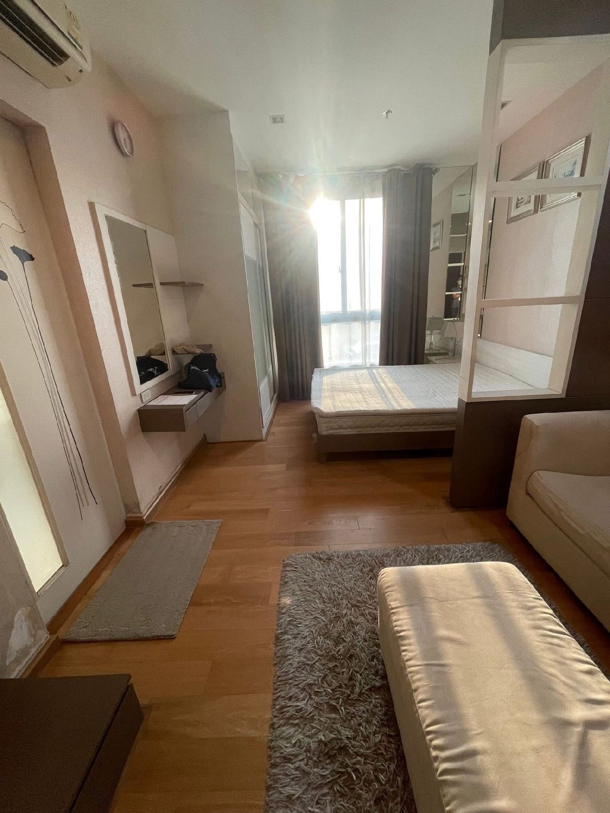 ให้เช่าคอนโดสาทร นราธิวาส : ให้เช่าคอนโดเฟอร์ครบ พร้อมเข้าอยู่ ใกล้ BTS เซนต์หลุยส์และ BTS ช่องนนทรี สนใจทักได้เลยค่า