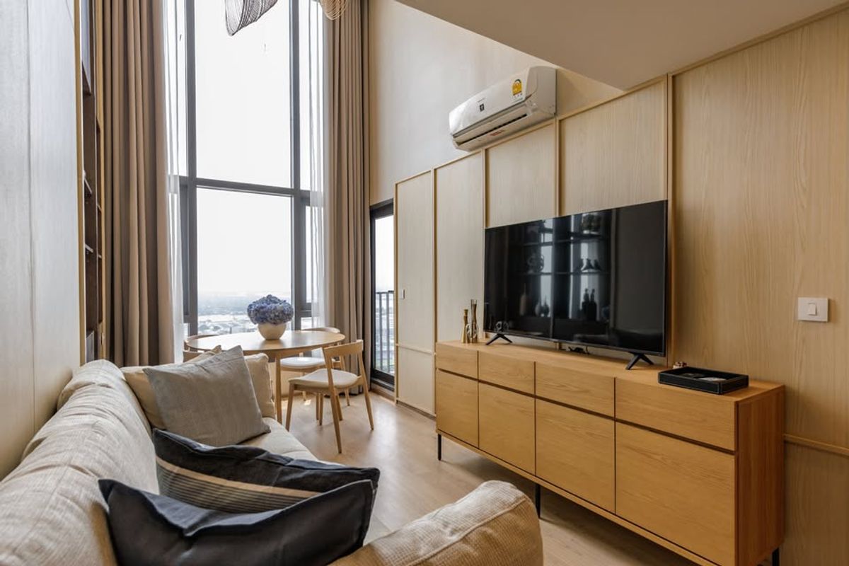 For RentCondoKhlongtoei, Kluaynamthai : ✨Condo for rent in Rama 4 - Asoke @life Rama 4 - Asoke | Duuplex 2 -story dressed | only 450 m from MRT Queen Sirikit Center | 50,000 baht/month✨  