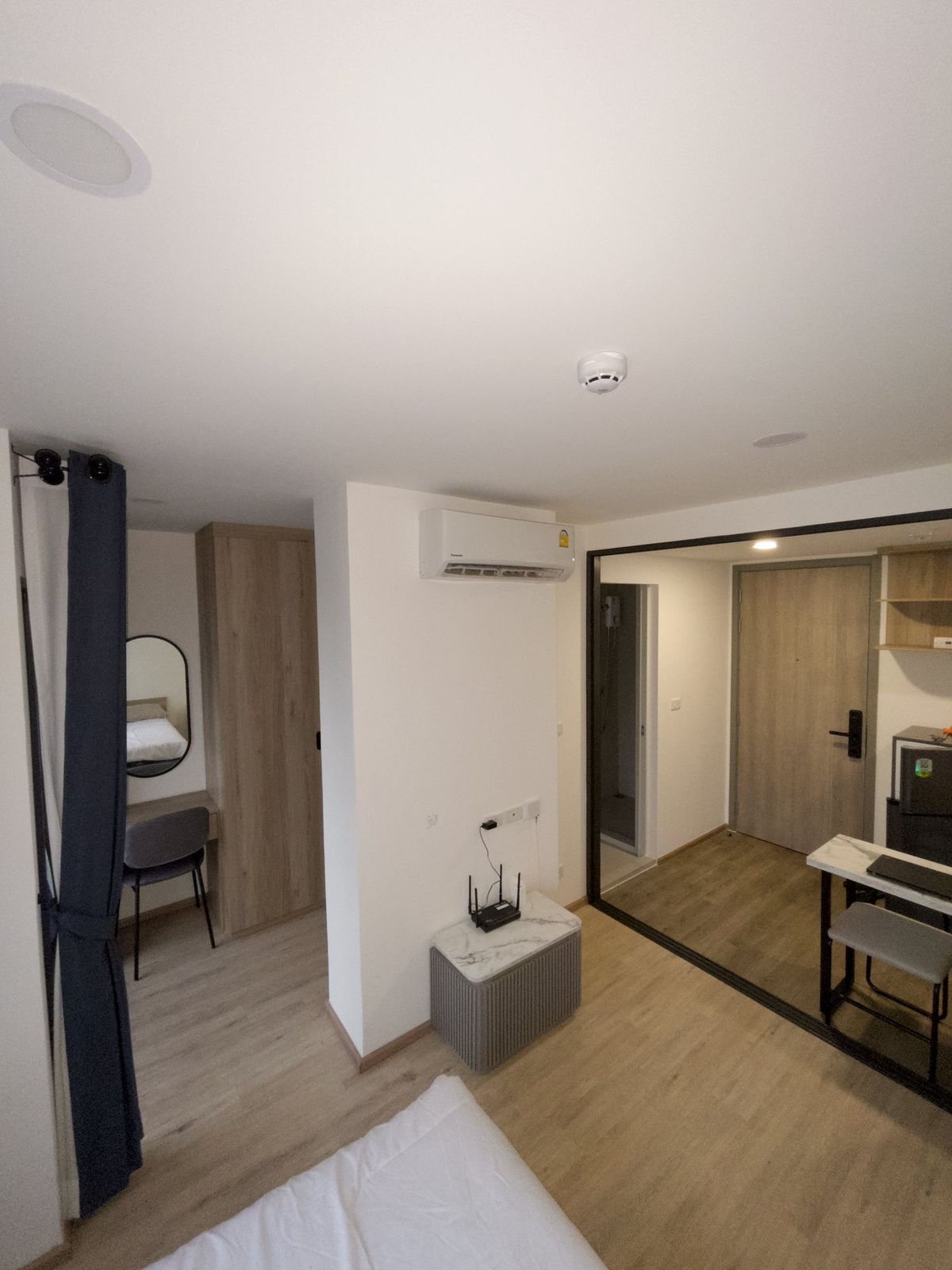 For RentCondoChaengwatana, Muangthong : 🔴13,500 ฿ 🔴 𝗢𝗻𝗲𝗱𝗲𝗿 𝗸𝗮𝘀𝗲𝘁┃ 𝗸𝗮𝘀𝗲𝘁┃ Wonder Agriculture ✅ Near Kasetsart University. Welcome 🙏 Interested to say hello (very fast answer): 📱 Property code 6804-2805 📱: ID LINE:@bbcondo88