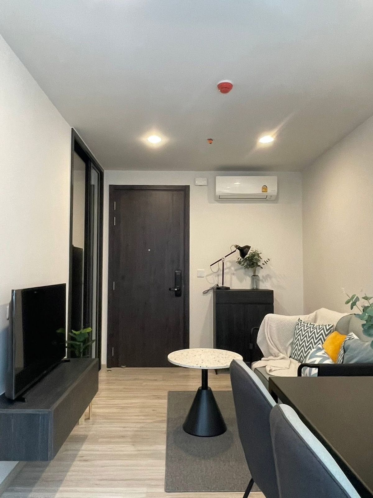 ให้เช่าคอนโดรัชดา ห้วยขวาง : ✨ FOR RENT  :   XT Huaikhwang  Condo