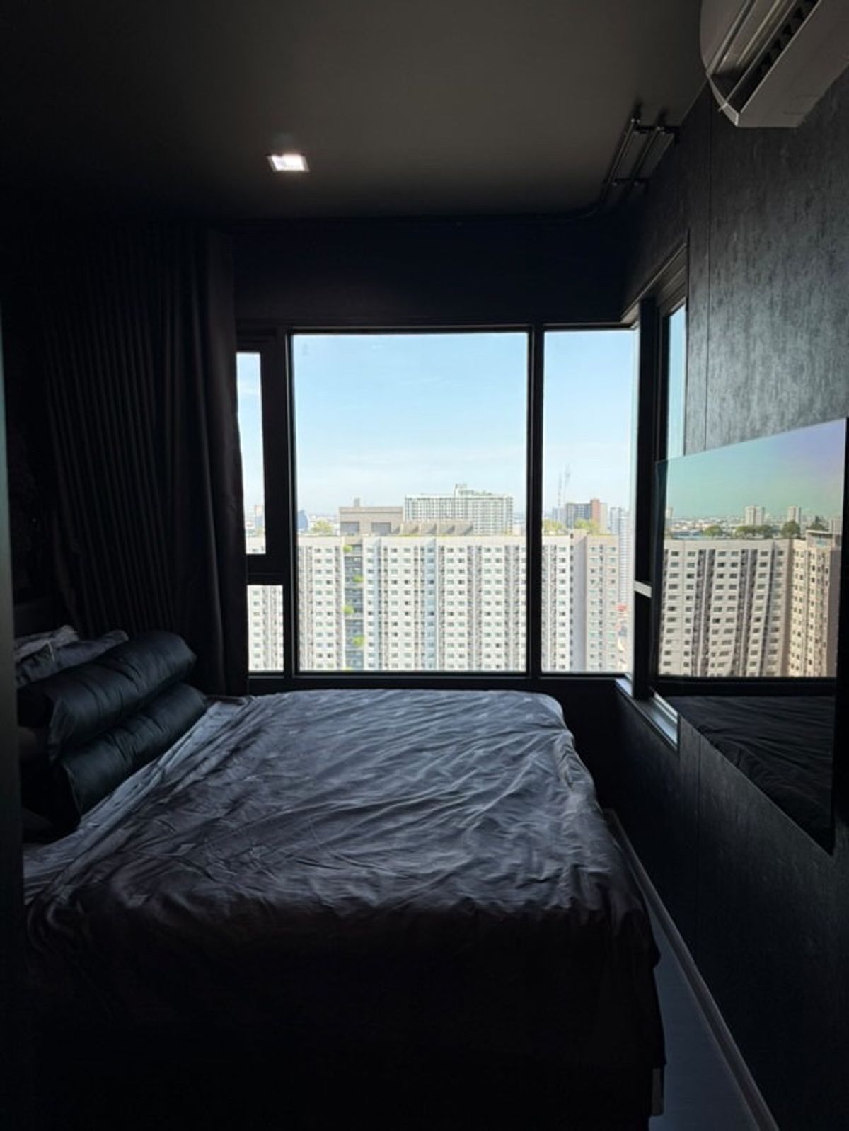 For RentCondoThaphra, Talat Phlu, Wutthakat : For Rent for Rent Life Sathorn Sierra Life Life Sathorn Siera, a beautiful room ready to move in ✨