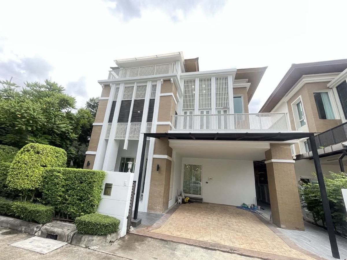 For RentHouseSapankwai,Jatujak : 🔥🔥🔥 Rent: 120,000 Baht/month 🔥 In the middle of The Nish Ratchawipha AP, near Chatuchak BTS Station