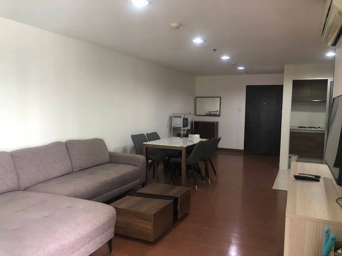 For RentCondoRama9, Petchburi, RCA : Main Topic: Urgent Rental Condo Belle Grand Rama 9 Building C2, Floor 17, 3 Bedroom View, 98.00 sq.m., price 49,000 baht