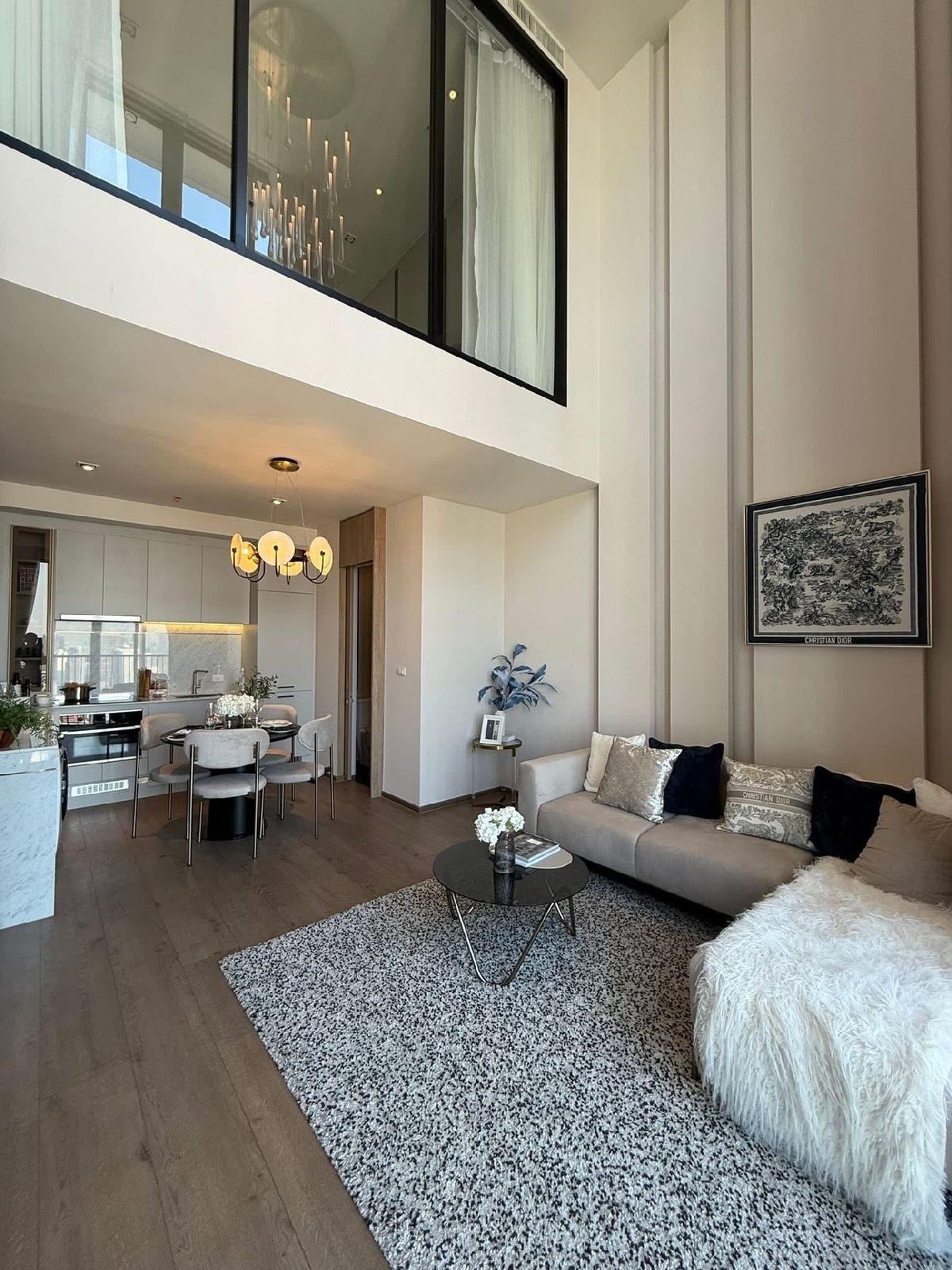 For SaleCondoSukhumvit, Asoke, Thonglor : ✨ Duplex Unit 88 ตร.ม. ชั้น 45
	•	2 ห้องนอน | 2 ห้องน้ำ + 1 Powder Room