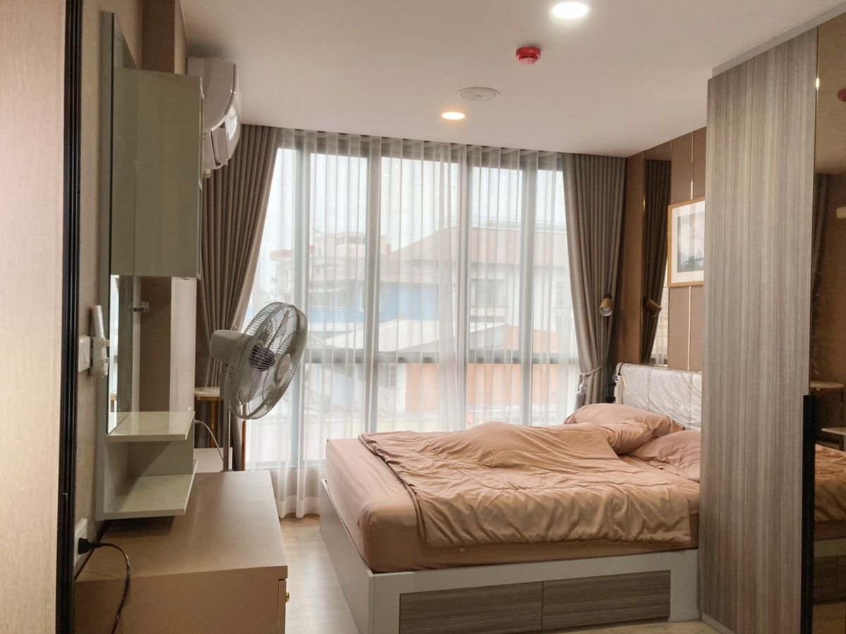 ให้เช่าคอนโดสาทร นราธิวาส : 🔴16,500฿🔴 𝗧𝗵𝗲 𝗖𝘂𝗯𝗲 𝗨𝗿𝗯𝗮𝗻 𝗦𝗮𝘁𝗵𝗼𝗿𝗻 - 𝗖𝗵𝗮𝗻┃เดอะ คิวบ์ เออร์เบิน สาทร - จันทน์  ✅ ใกล้ BTS สุรศักดิ์ ยินดีบริการ🙏สนใจทัก 𝙇𝙄𝙉𝙀 มานะคะ (ตอบไวมาก):​📱 รหัสทรัพย์​ 6805-0504 📱: ไอดีไลน์:@bbcondo88