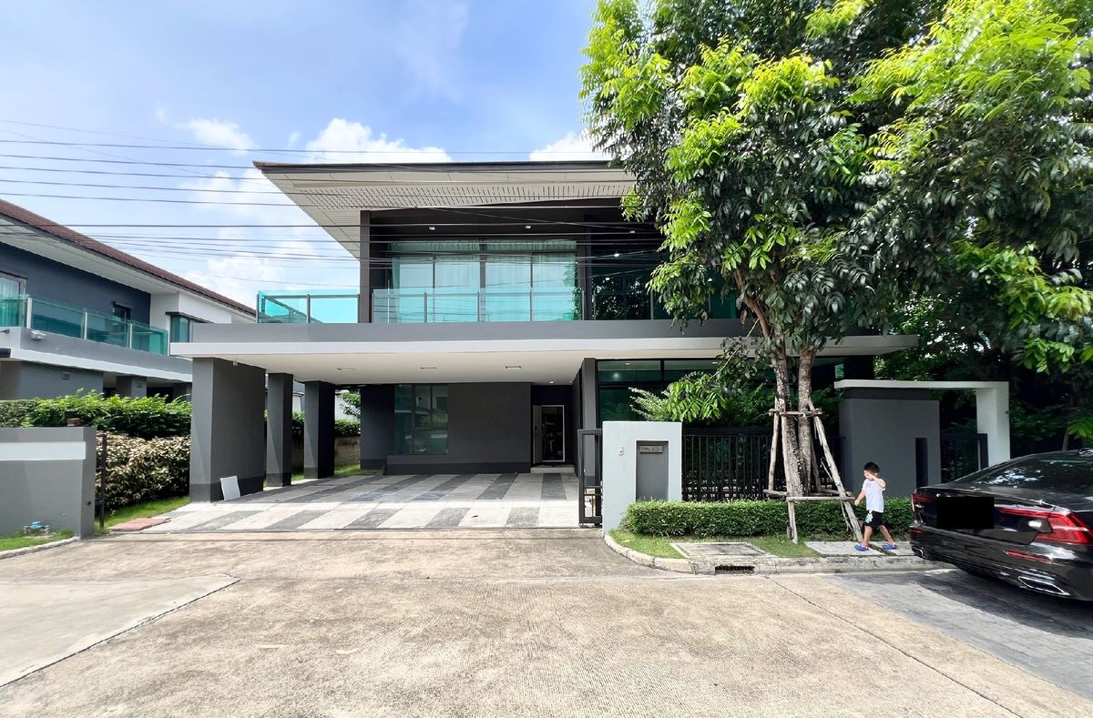 ให้เช่าบ้านพัฒนาการ ศรีนครินทร์ : ให้เช่า เศรษฐสิริ กรุงเทพกรีฑา เฟส1 บ้านใหญ่ ใกล้สวน 5 ห้องนอน 