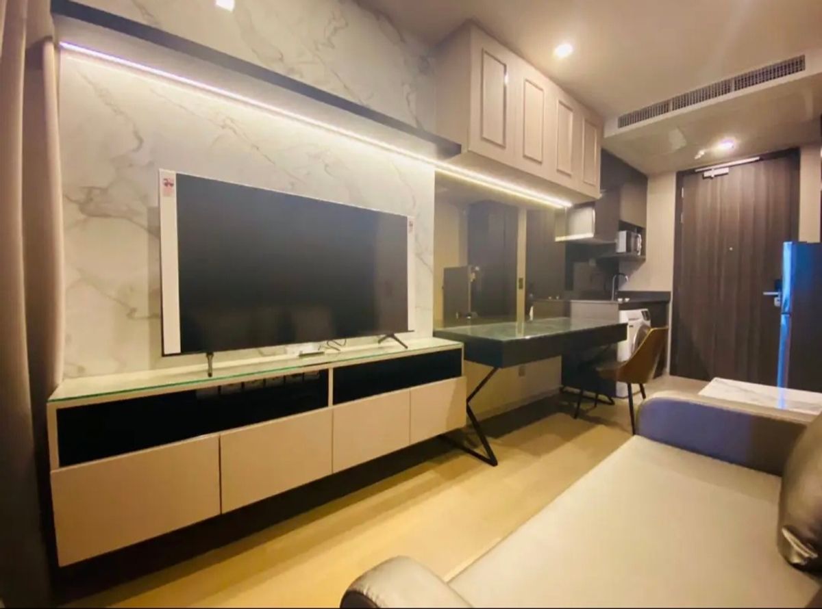 ให้เช่าคอนโดสุขุมวิท อโศก ทองหล่อ : ASHTON ASOKE เฟอร์นิเจอร์ครบห้องใหม่