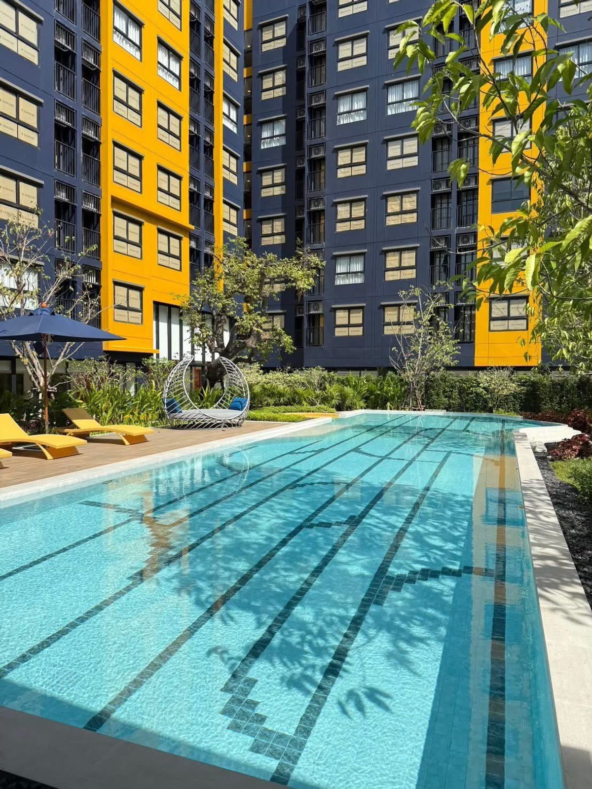 For RentCondoPathum Thani,Rangsit, Thammasat : For rent 📌 D -Condo Chai Rangsit 𝐃𝐜𝐨𝐧𝐝𝐨 𝐒𝐡𝐢𝐧𝐞 𝐑𝐚𝐧𝐠𝐬𝐢𝐭 Near Thammasat University