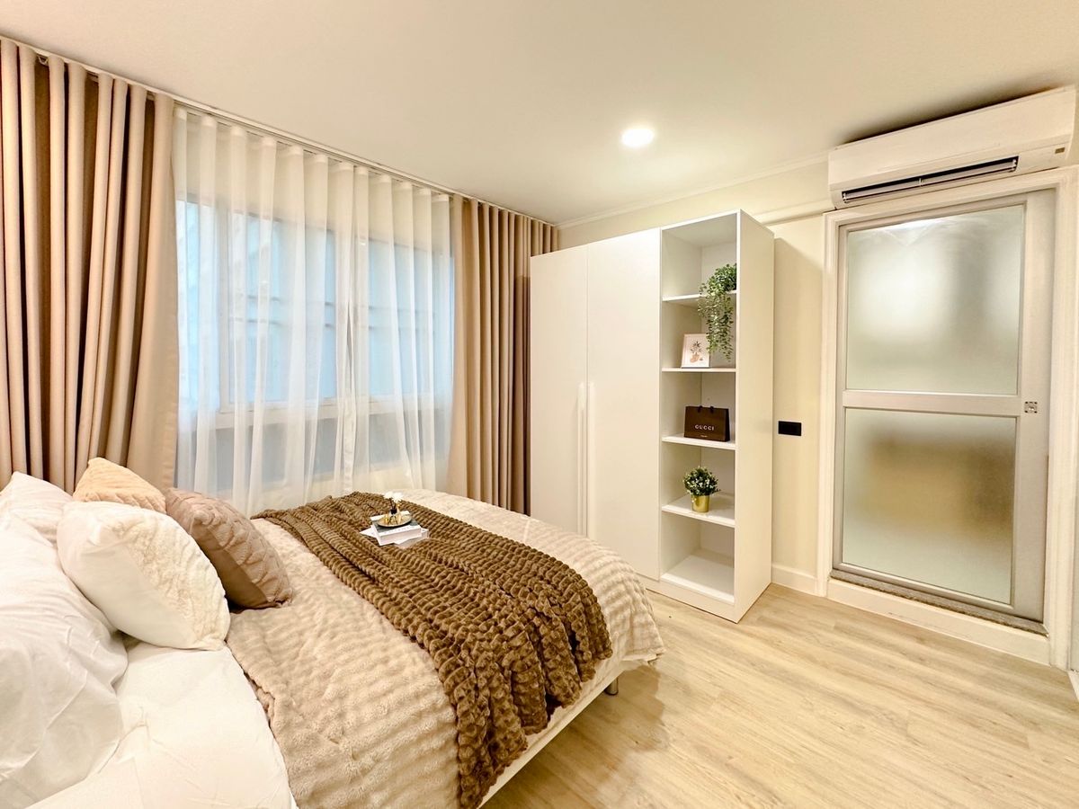 ขายคอนโดรัชดา ห้วยขวาง : ขายด่วน! ขายคอนโดแต่งใหม่ พร้อมอยู่ ใกล้ MRT – Lumpini Ville ศูนย์วัฒนธรรม ห้องรีโนเวทใหม่ ห้องสวย พร้อมอยู่ ใกล้สถานศึกษาใกล้รถไฟฟ้า ทำเลดี