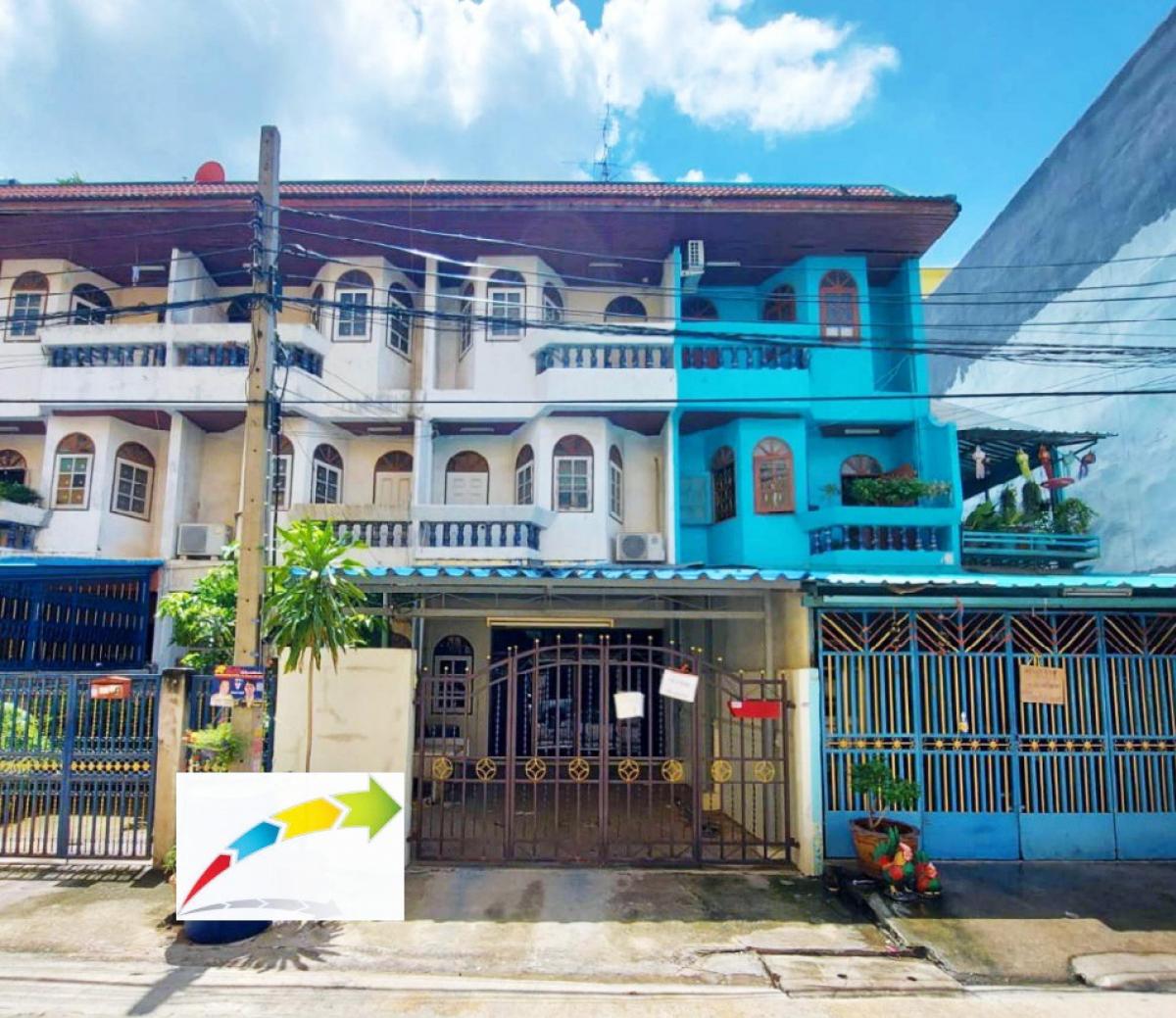 For RentTownhomeBang kae, Phetkasem : 3 -storey Townhas rental with Bang Khae roof, near MRT Bang Khae