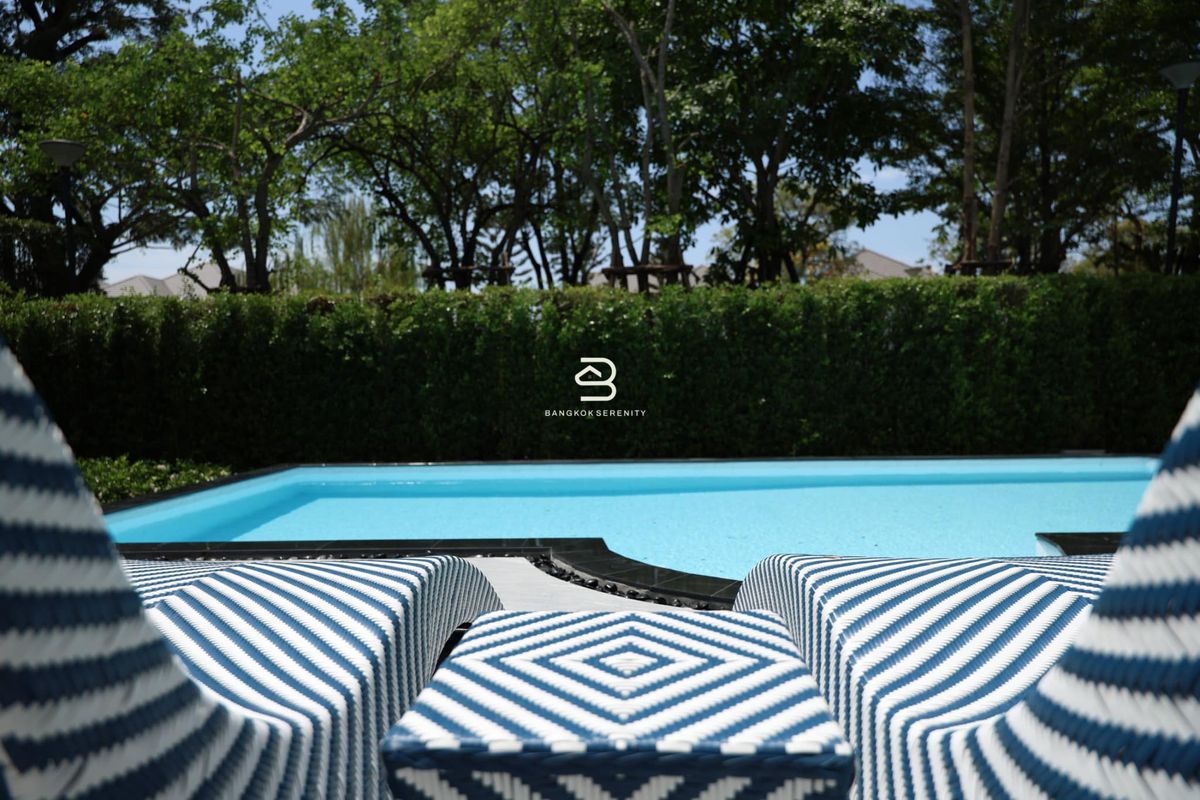 พัฒนาการ ศรีนครินทร์ : Pool villa for rent or sale at NANTAWAN Rama 9, new Krungthep Kreetha Road. 