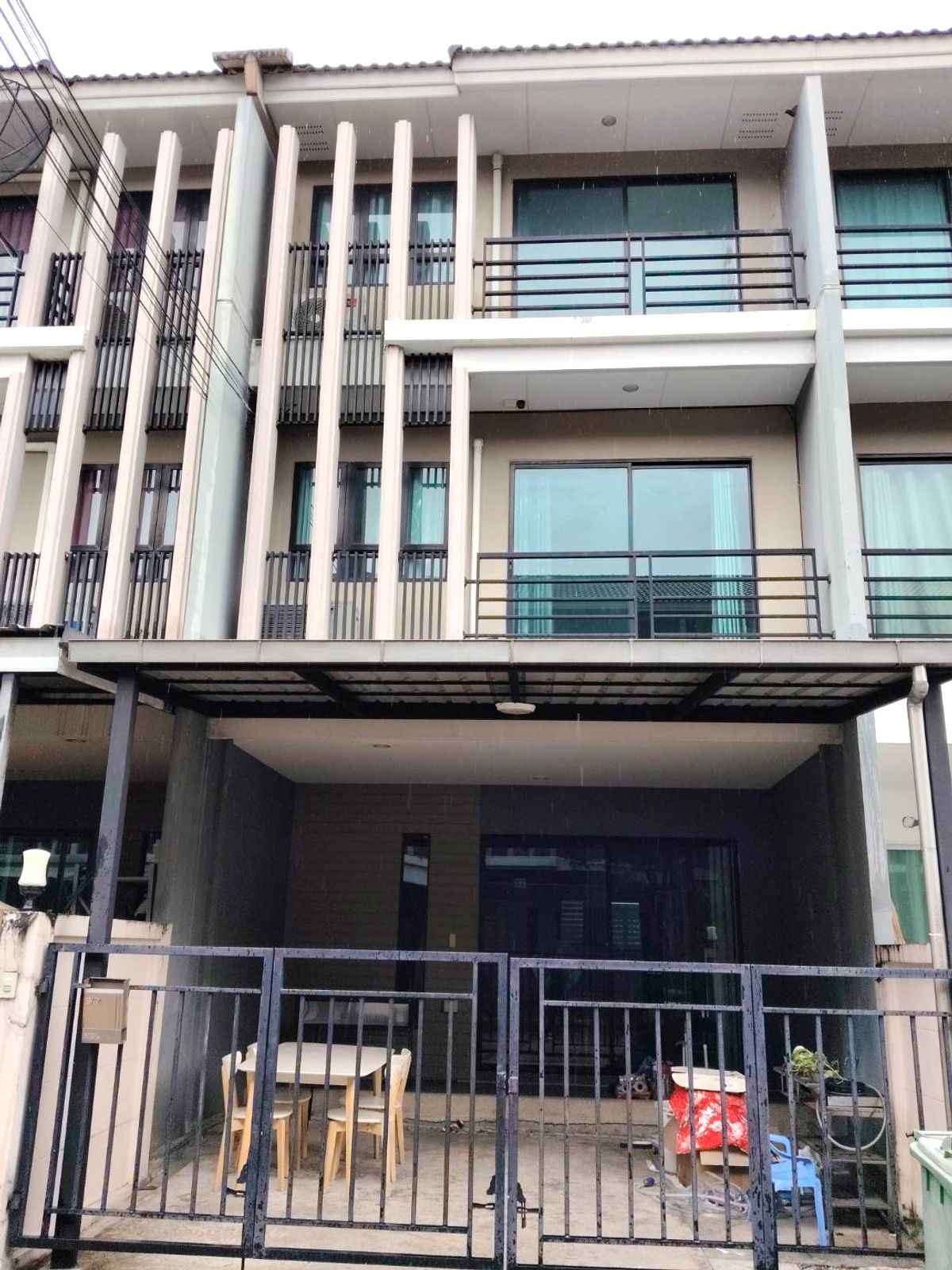 For RentTownhomePinklao, Charansanitwong : Work Place Ratchaphuek - Charan