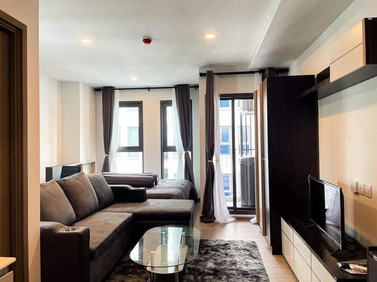 For RentCondoKasetsart, Ratchayothin : ASPIRE Ratchayotin Condo Rental, near BTS, Ratchayothin Station, only 350 meters