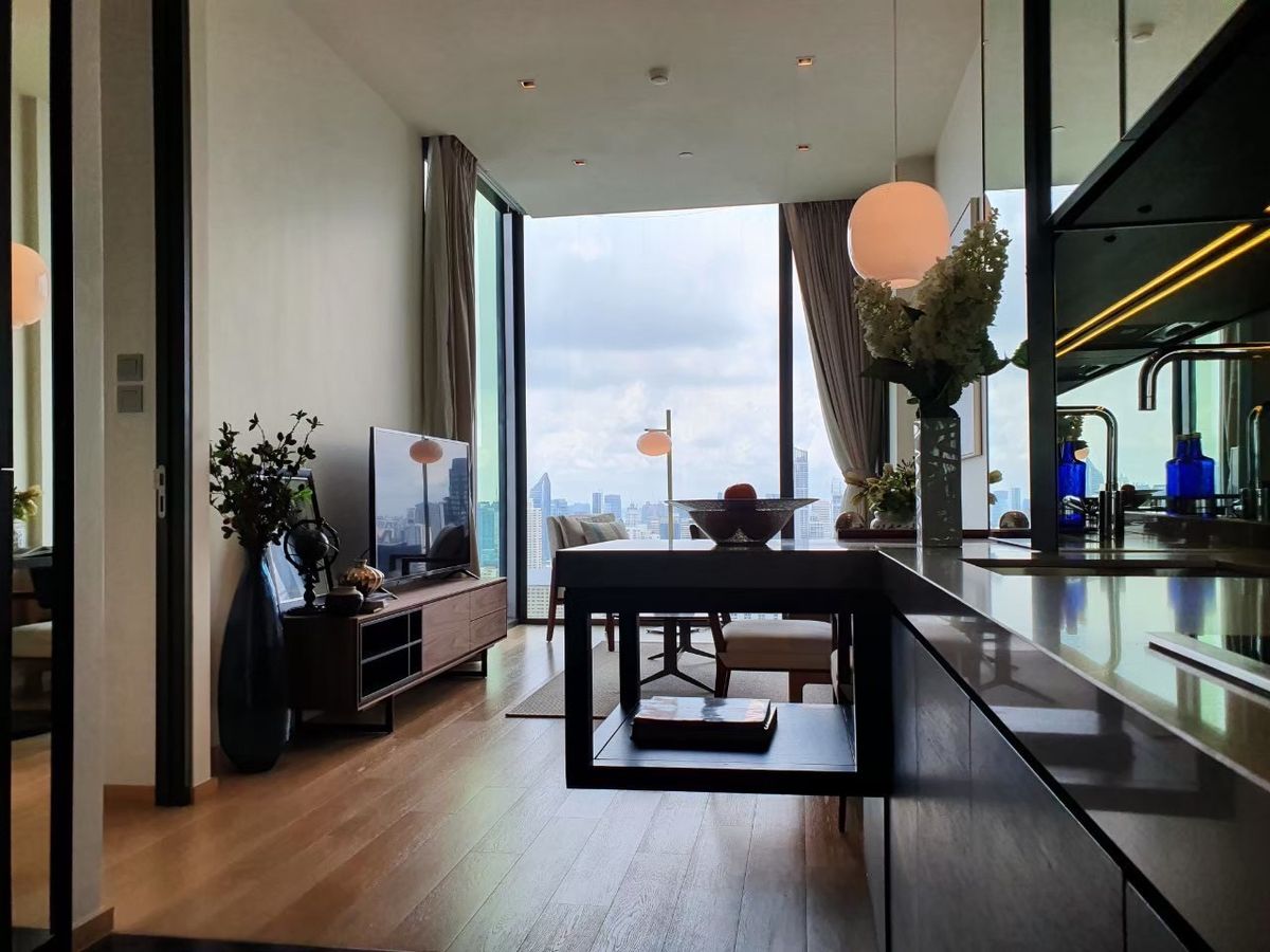 For RentCondoWitthayu, Chidlom, Langsuan, Ploenchit : !! Beautiful room for rent condo 28 Chidlom (Twenty Et Chidlom) near BTS Chidlom