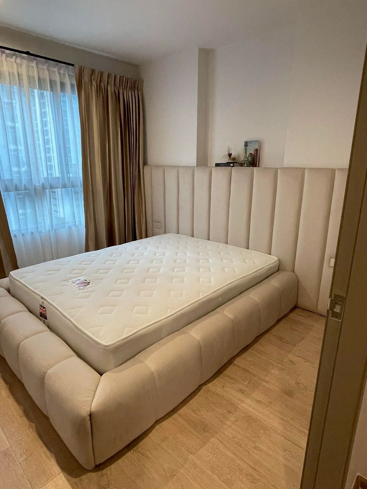 ให้เช่าคอนโดพระราม 9 เพชรบุรีตัดใหม่ RCA : ME-389 ให้เช่าคอนโด Ideo พระราม 9-อโศก ใกล้ MRT พระราม 9 @mecondo