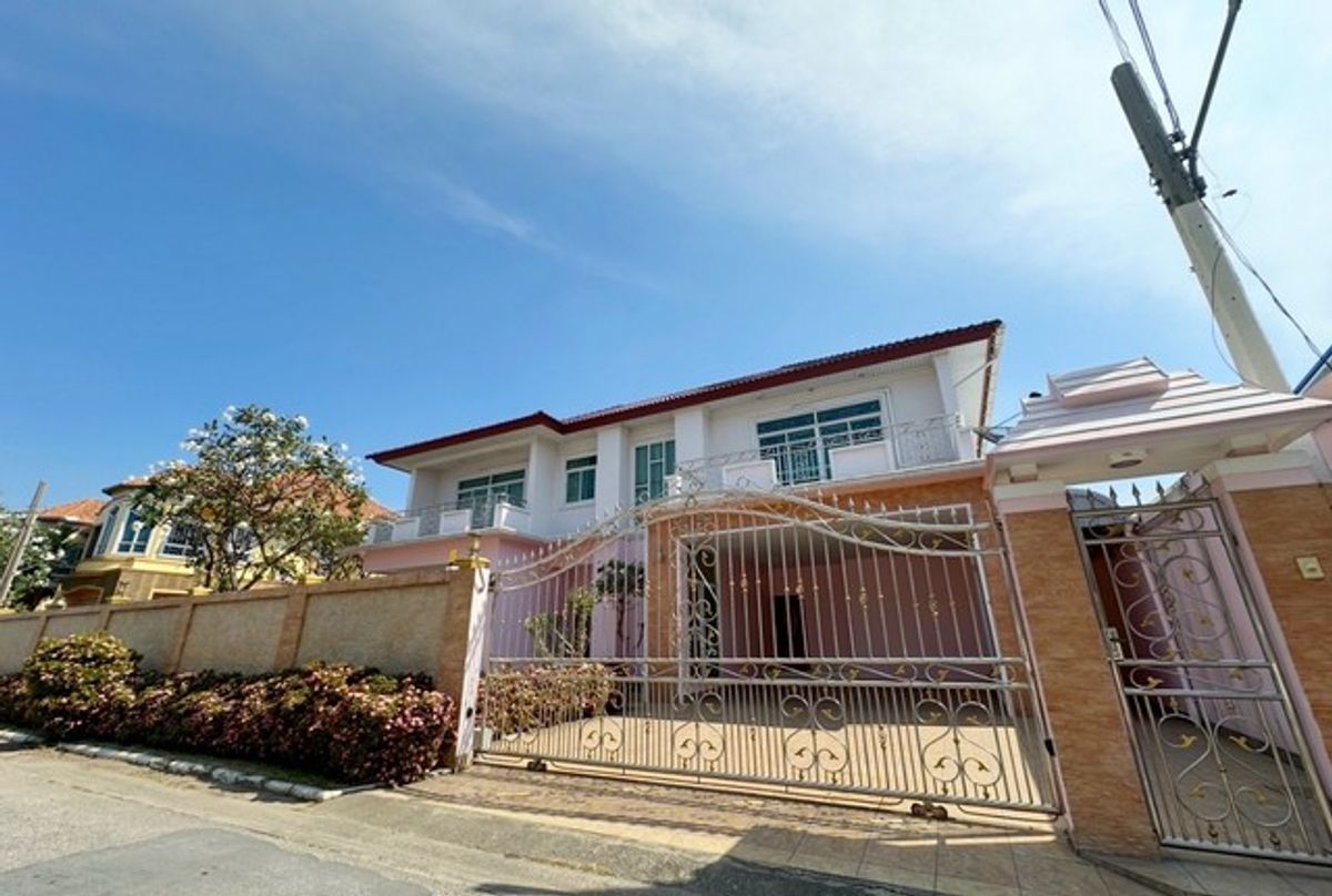 ขายบ้านเกษตร นวมินทร์ ลาดปลาเค้า : [ขาย] บ้านเดี่ยว 2 ชั้น | ลาดปลาเค้า 72 แยก 10 | 120 ตร.ว. | 5 นอน 3 น้ำ | ฟรีโอน | 8.7 ล้าน